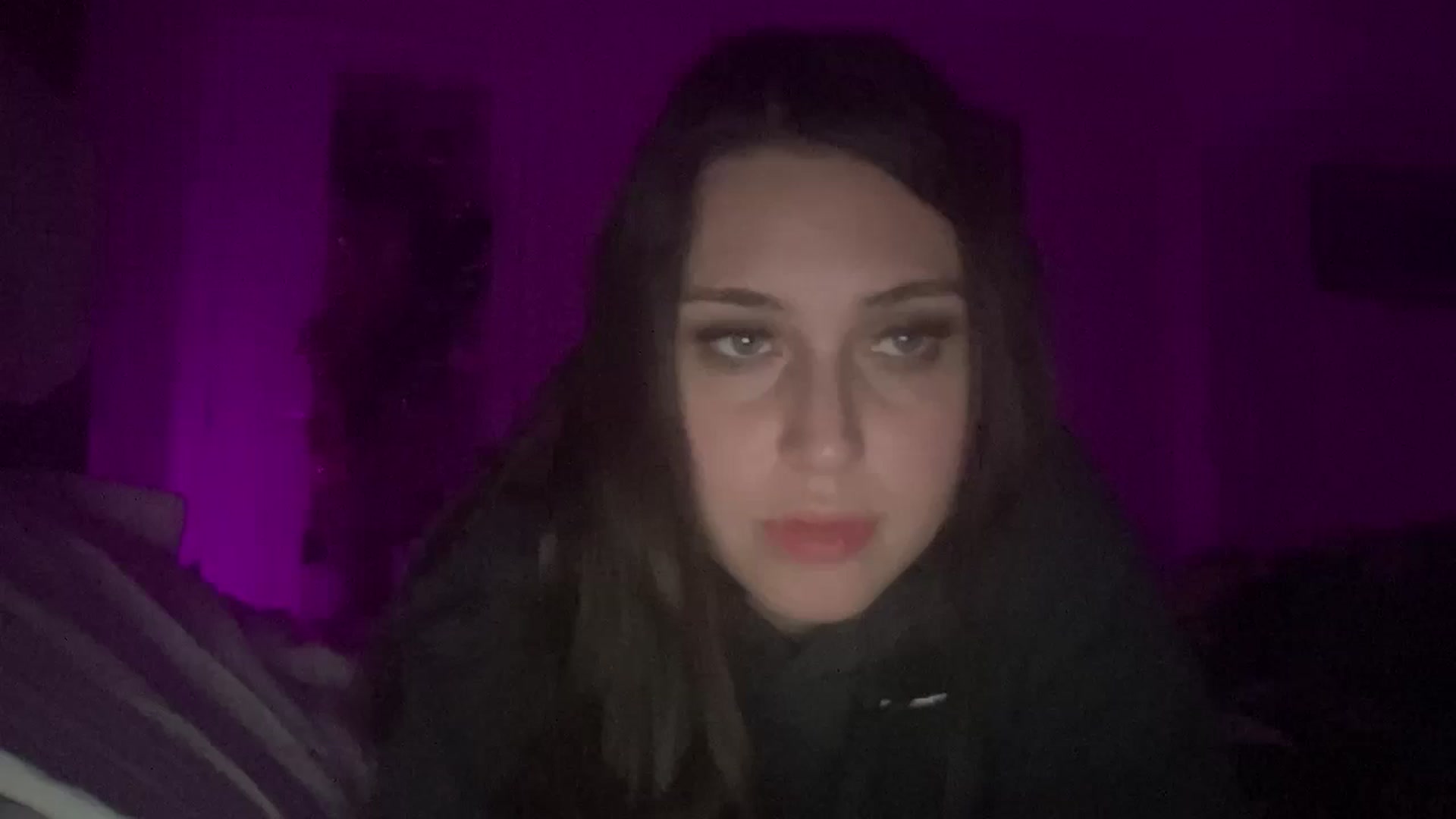 Gallery image thumbnail from lana2437's myfreecams stream on, 09/29/2024, 12:58 image 11 of 20