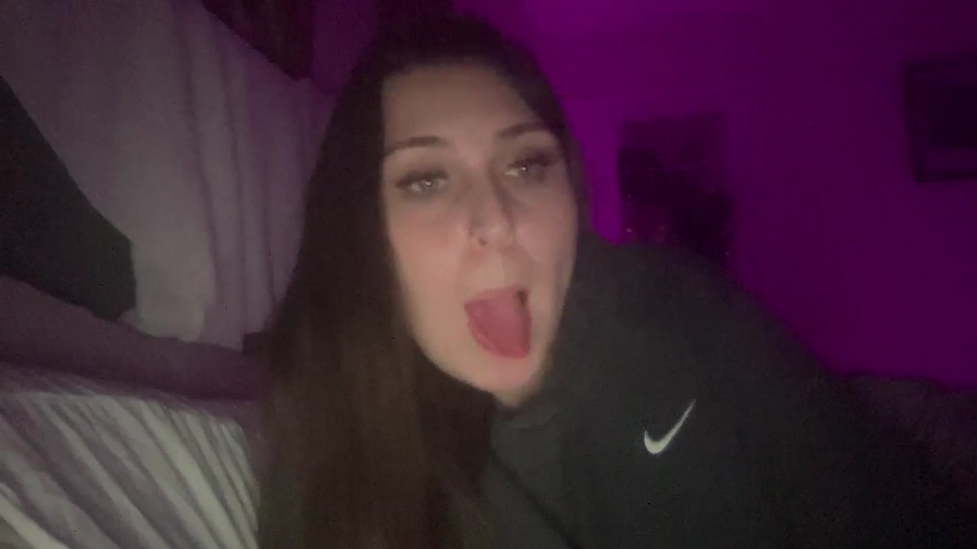 Gallery image thumbnail from lana2437's myfreecams stream on, 09/29/2024, 12:58 image 18 of 20