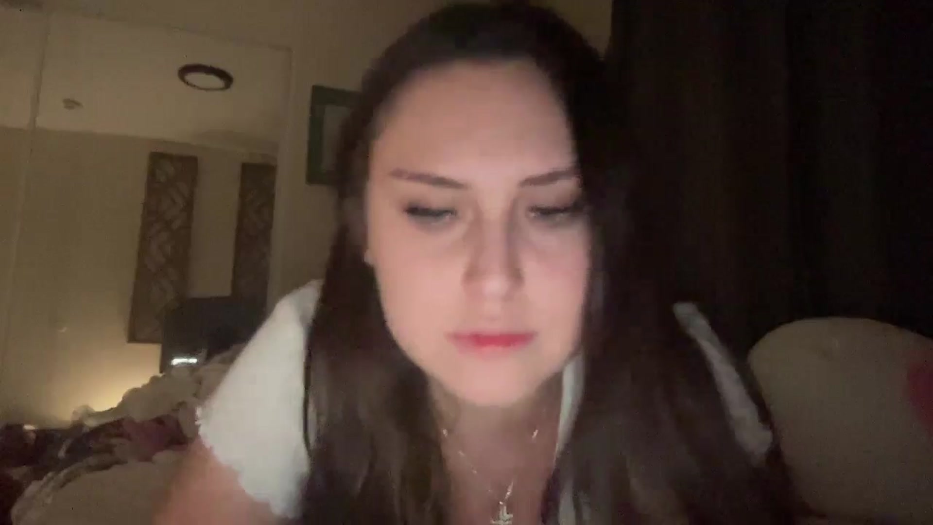 Gallery image thumbnail from lana2437's myfreecams stream on, 10/16/2024, 07:21 image 8 of 20