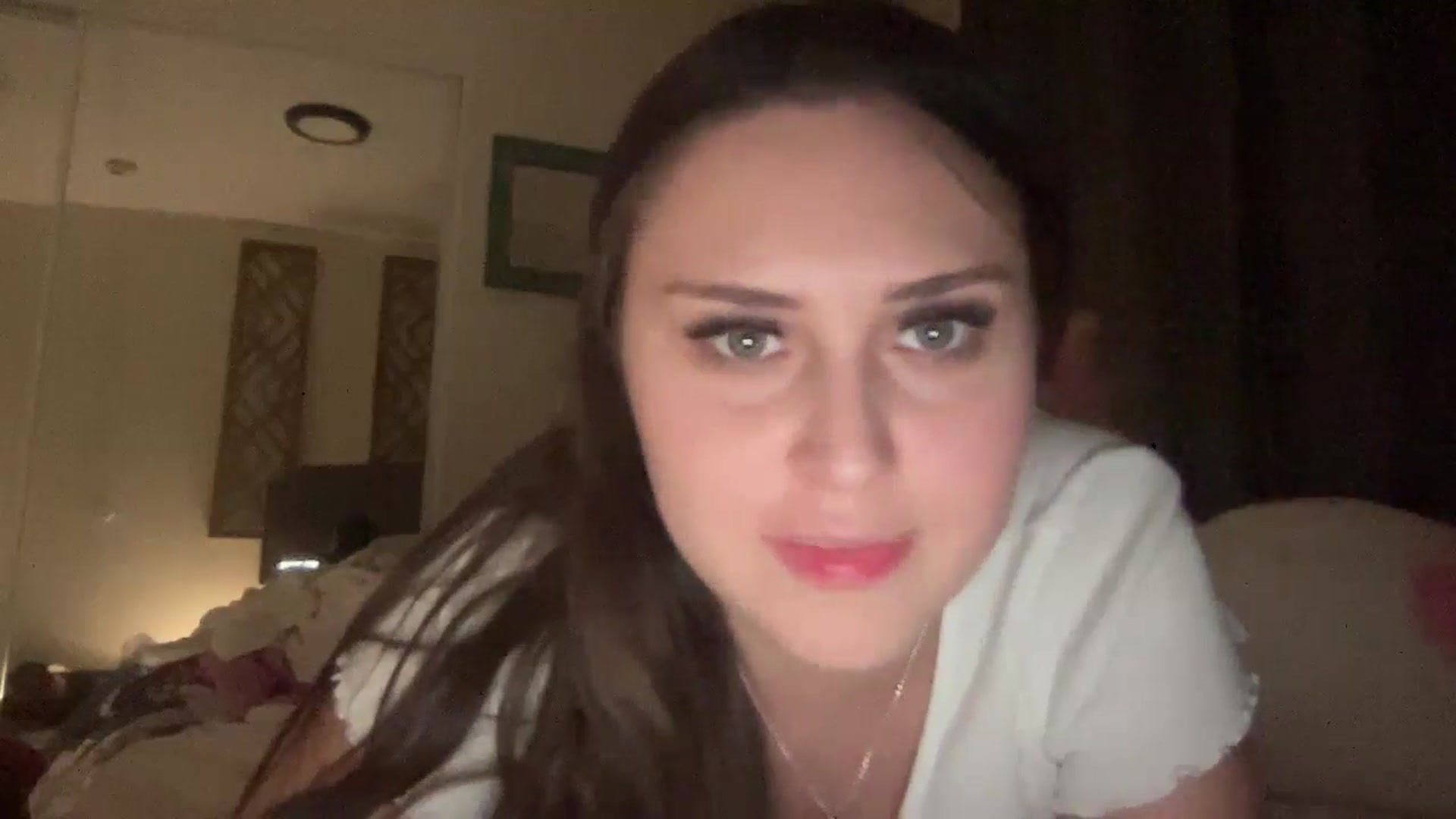 Gallery image thumbnail from lana2437's myfreecams stream on, 10/16/2024, 07:21 image 9 of 20