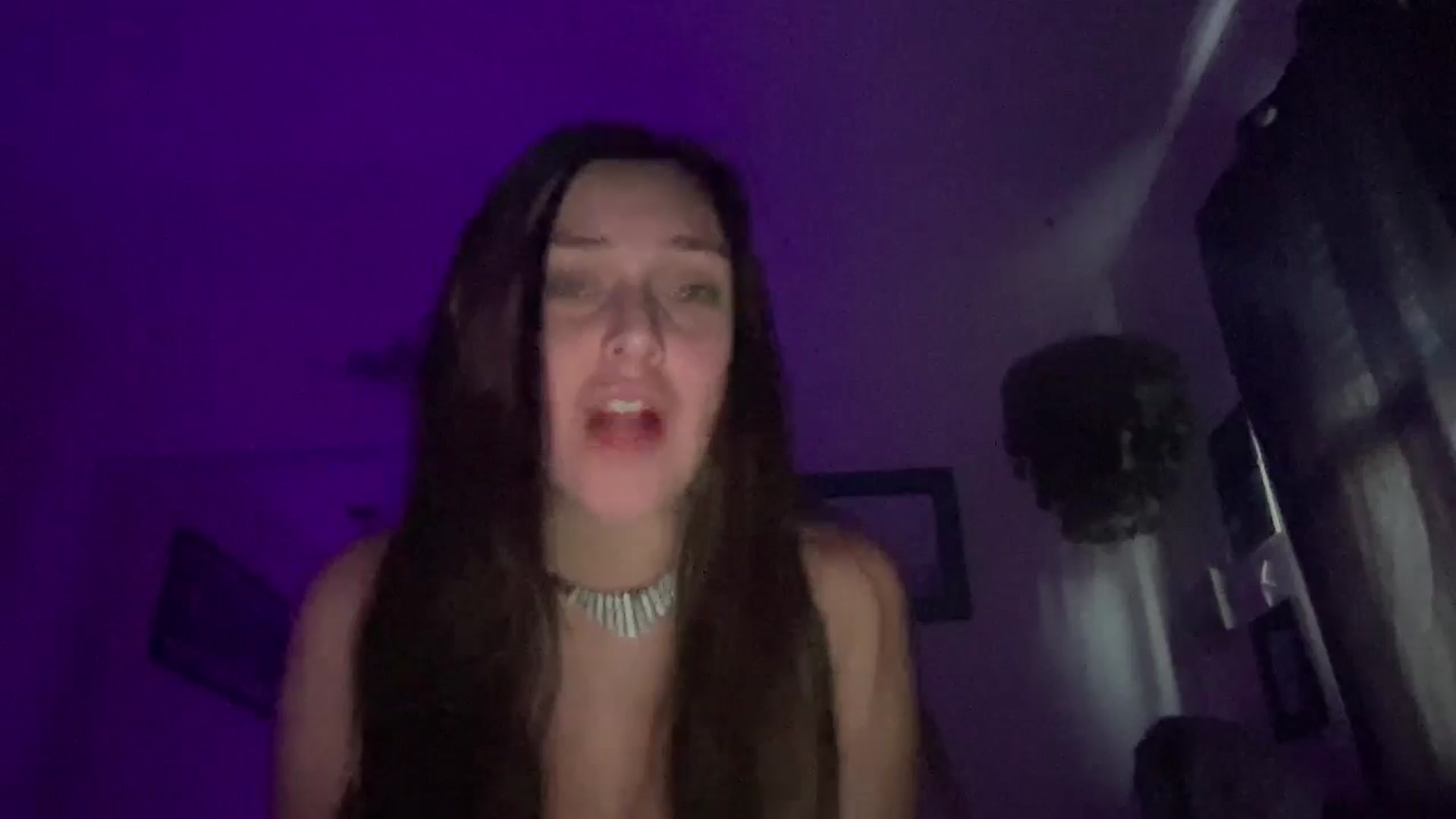Gallery image thumbnail from lana2437's myfreecams stream on, 10/28/2024, 16:01 image 20 of 20