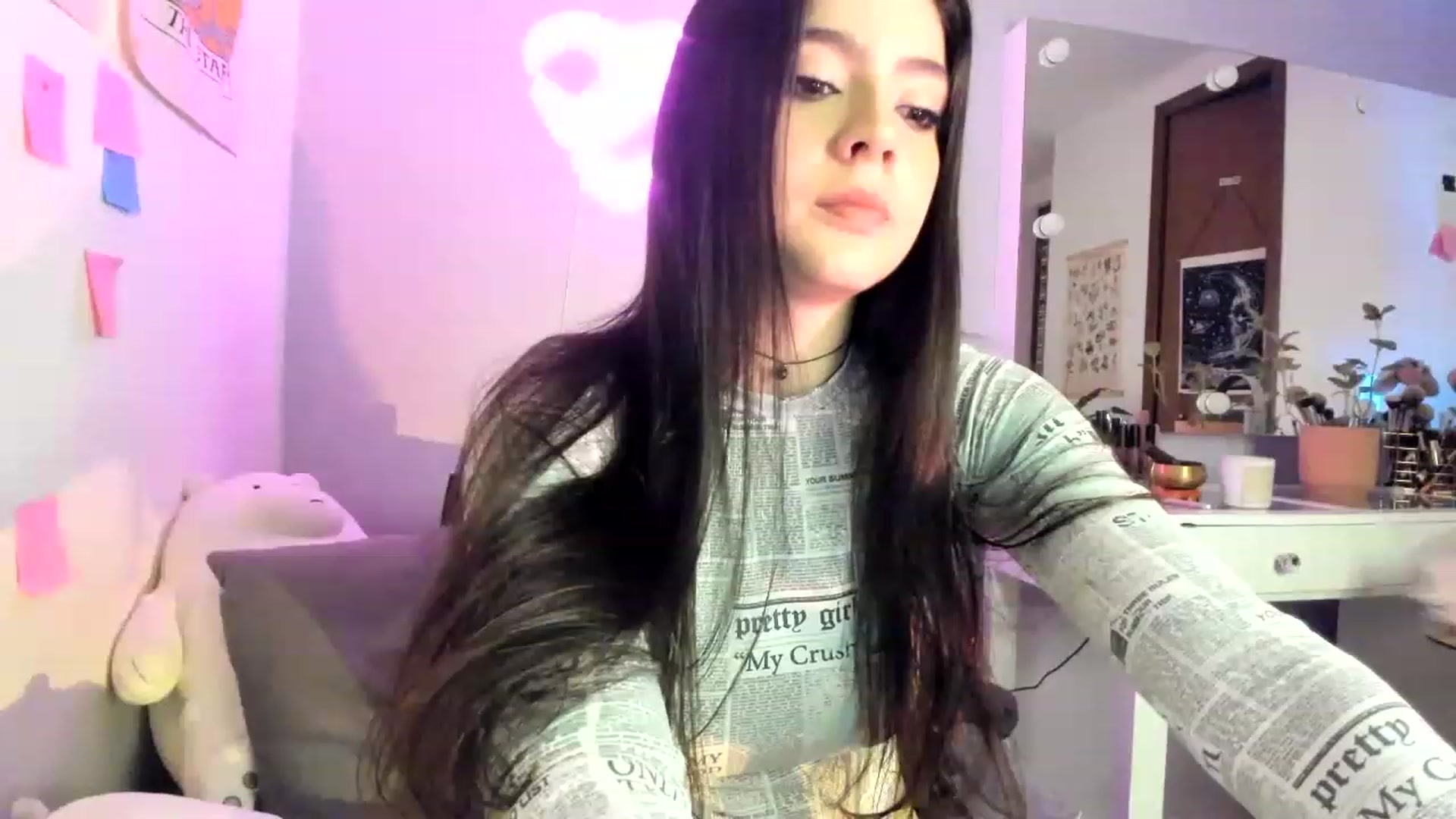 Gallery image thumbnail from lanaph's myfreecams stream on, 11/25/2022, 04:59 image 4 of 20