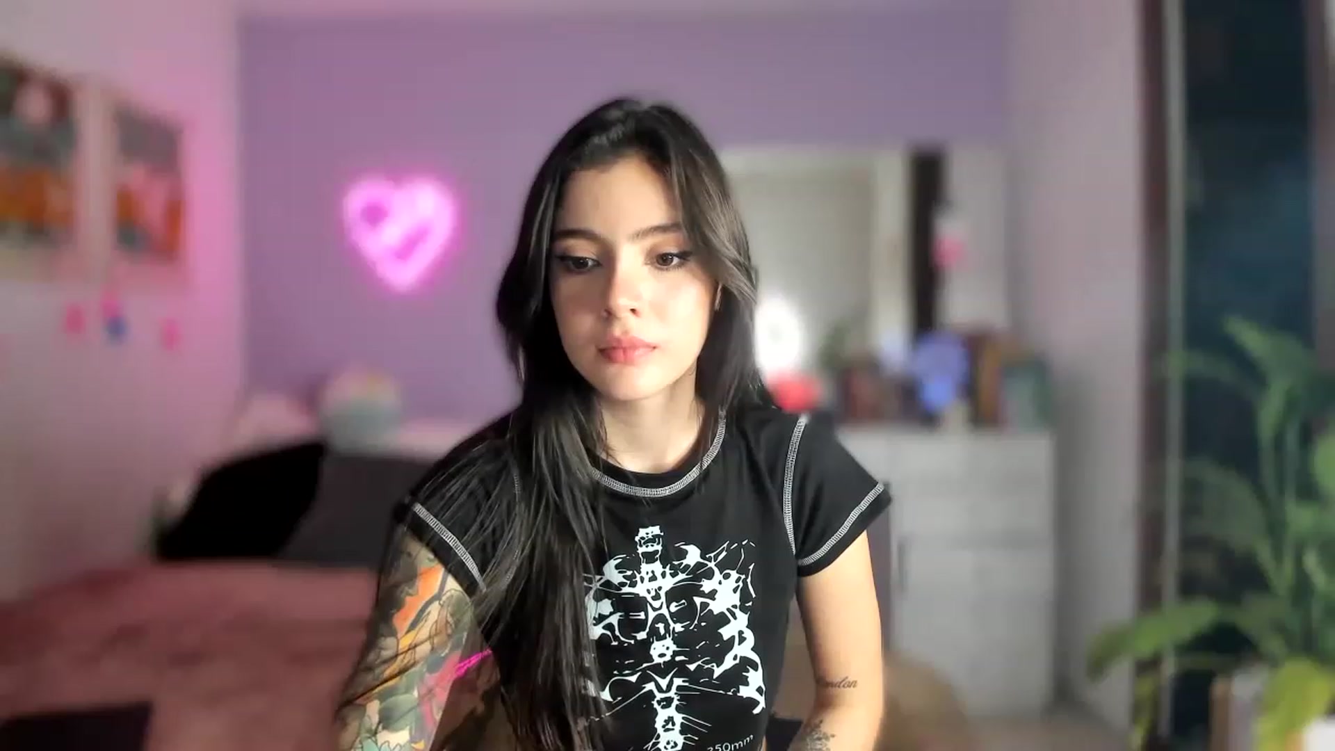 Gallery image thumbnail from lanaph's myfreecams stream on, 03/02/2023, 01:26 image 19 of 20
