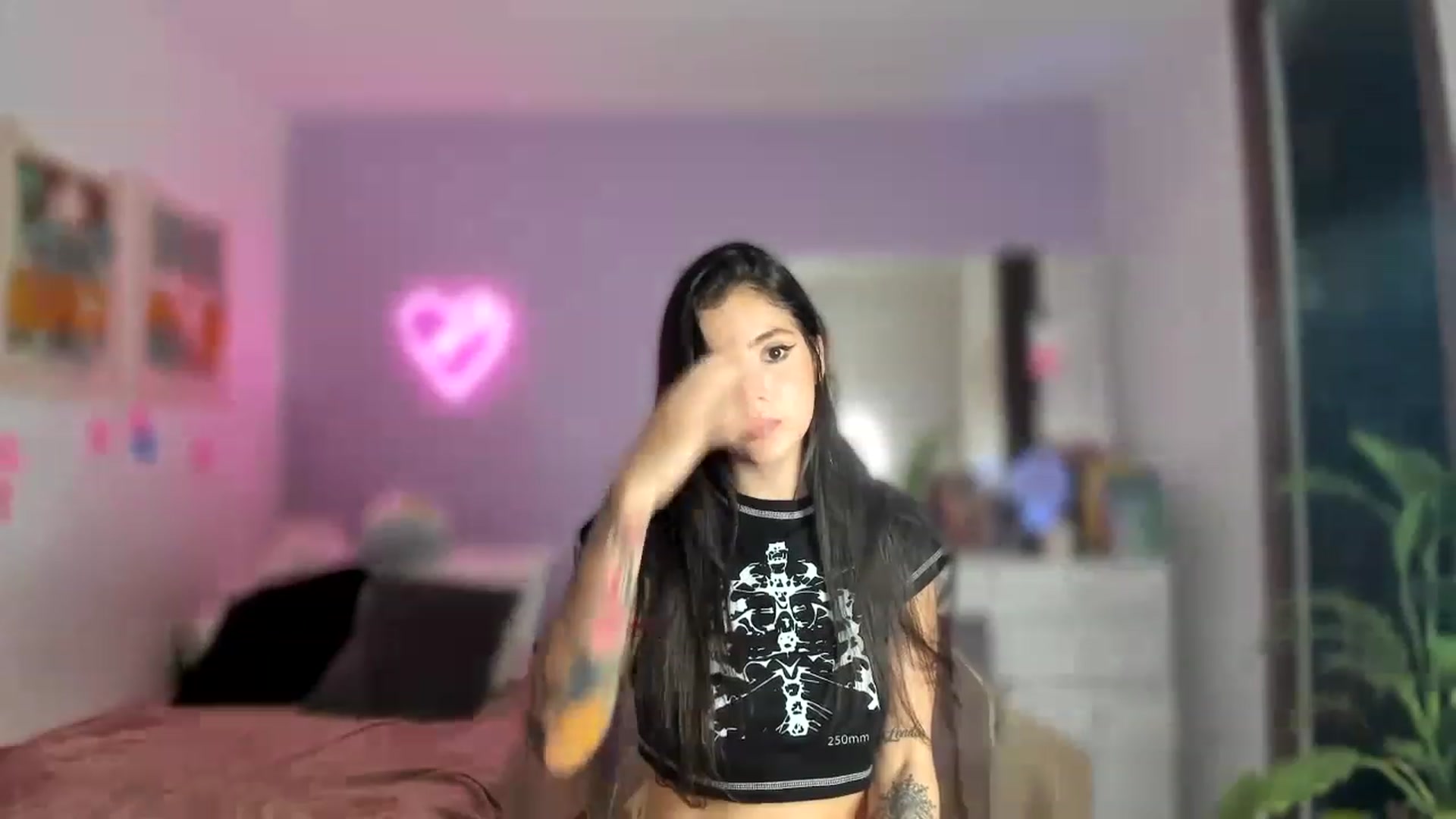 Gallery image thumbnail from lanaph's myfreecams stream on, 03/02/2023, 01:26 image 9 of 20