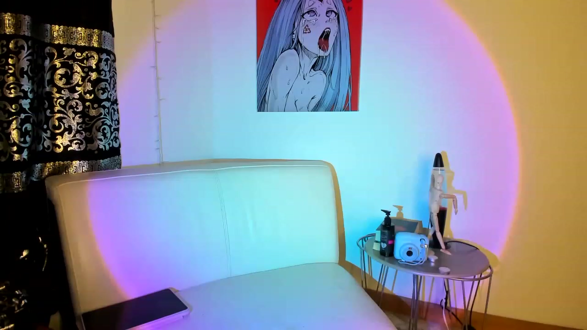 Gallery image thumbnail from lanaph's myfreecams stream on, 05/17/2023, 02:48 image 16 of 20