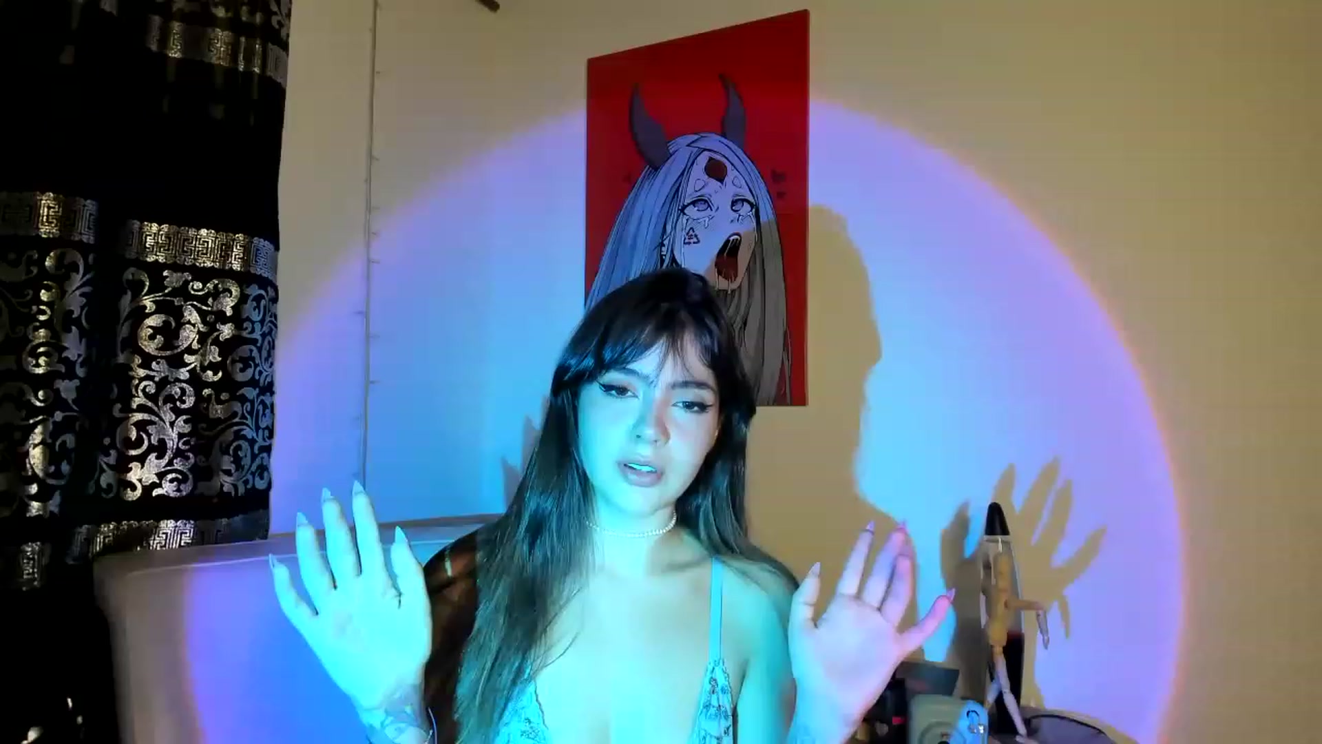 Gallery image thumbnail from lanaph's myfreecams stream on, 05/17/2023, 02:48 image 10 of 20