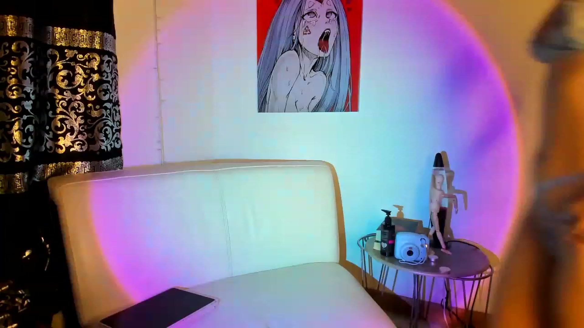 Gallery image thumbnail from lanaph's myfreecams stream on, 05/17/2023, 02:48 image 4 of 20