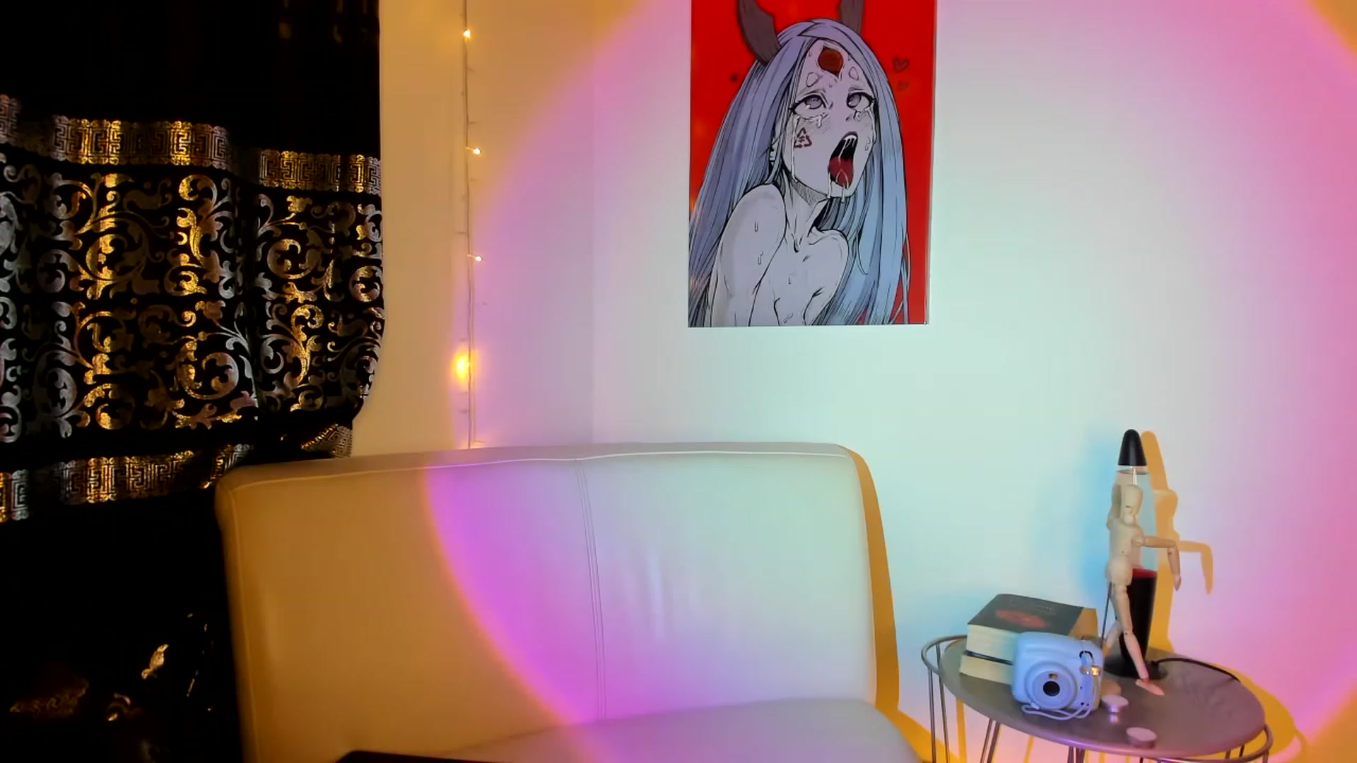 Gallery image thumbnail from lanaph's myfreecams stream on, 05/18/2023, 02:54 image 1 of 20