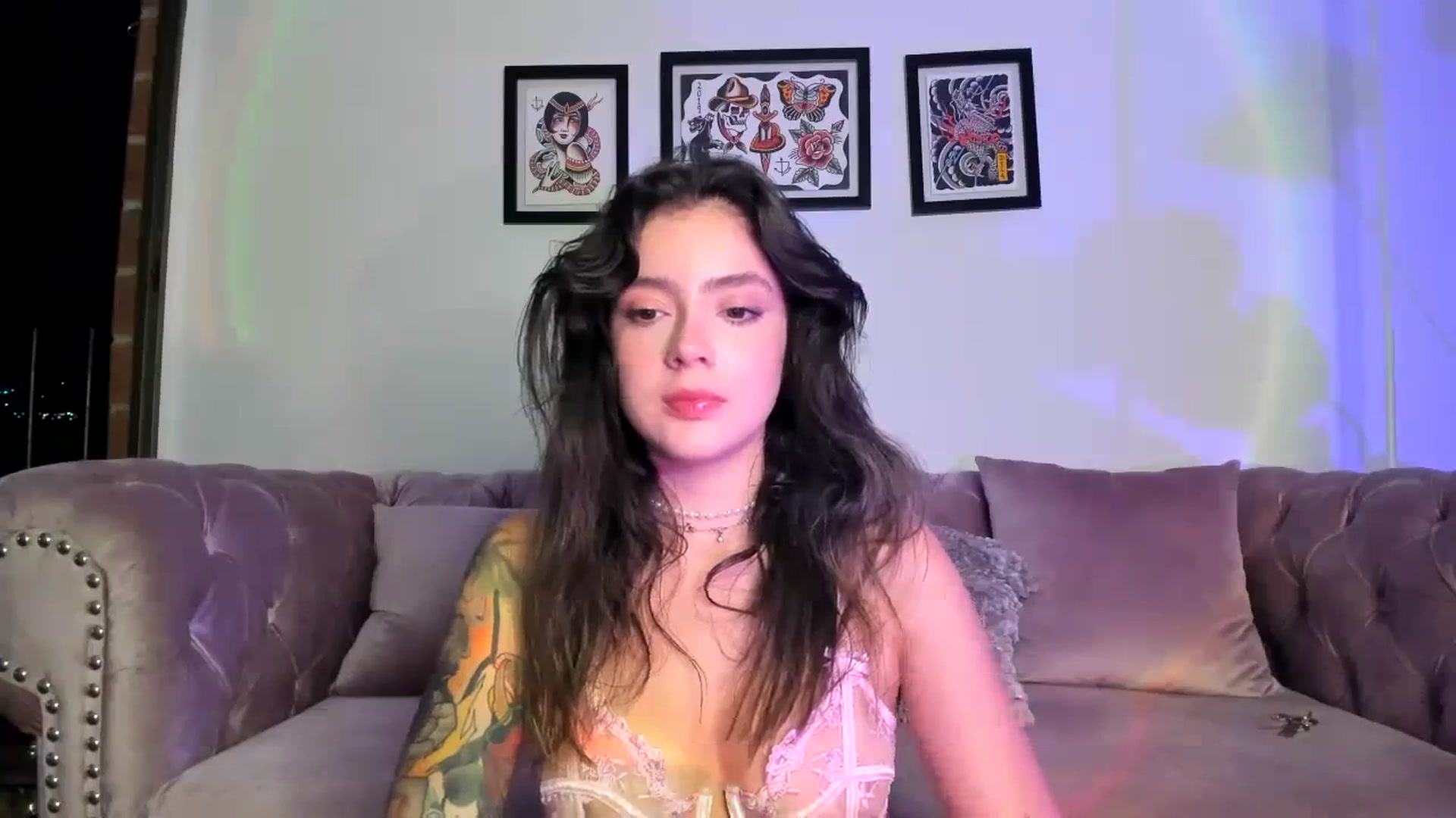 Gallery image thumbnail from lanaph's myfreecams stream on, 01/11/2024, 03:04 image 18 of 20