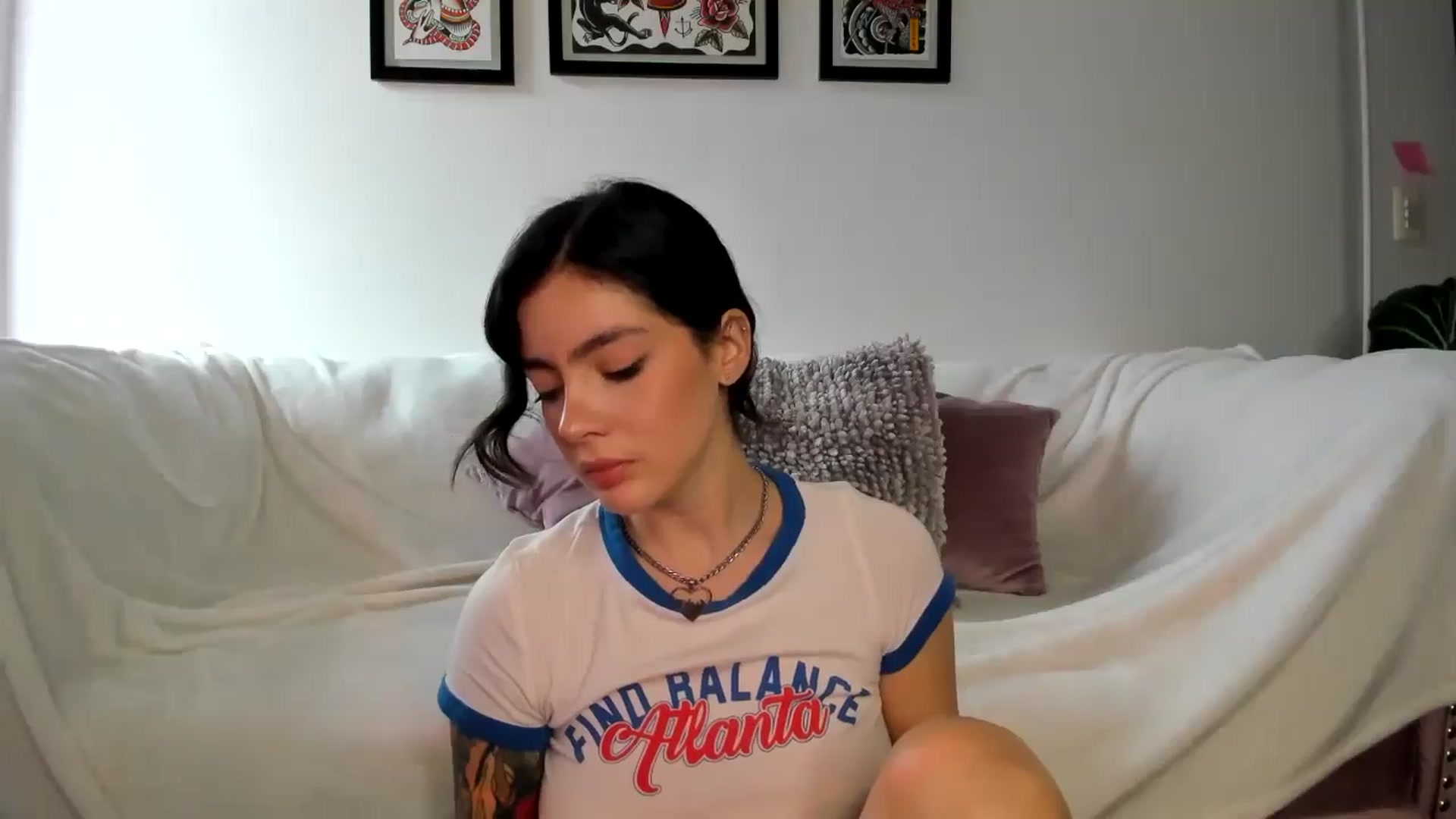 Gallery image thumbnail from lanaph's myfreecams stream on, 05/17/2024, 21:28 image 15 of 20