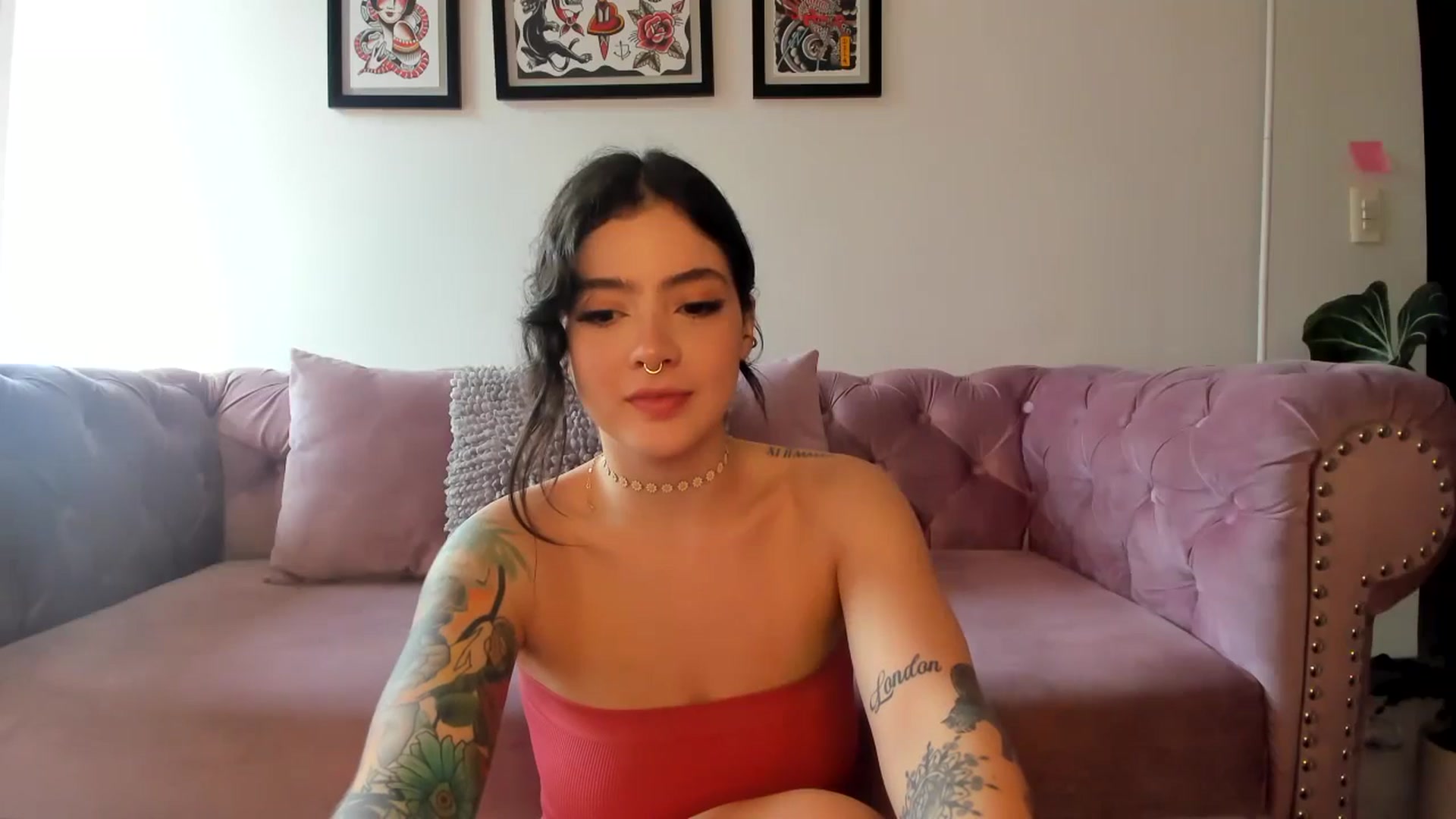 Gallery image thumbnail from lanaph's myfreecams stream on, 05/28/2024, 20:41 image 15 of 20