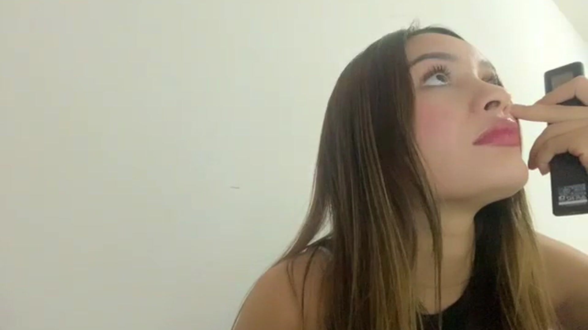 Gallery image thumbnail from lanawinters1's myfreecams stream on, 11/22/2024, 08:39 image 13 of 20
