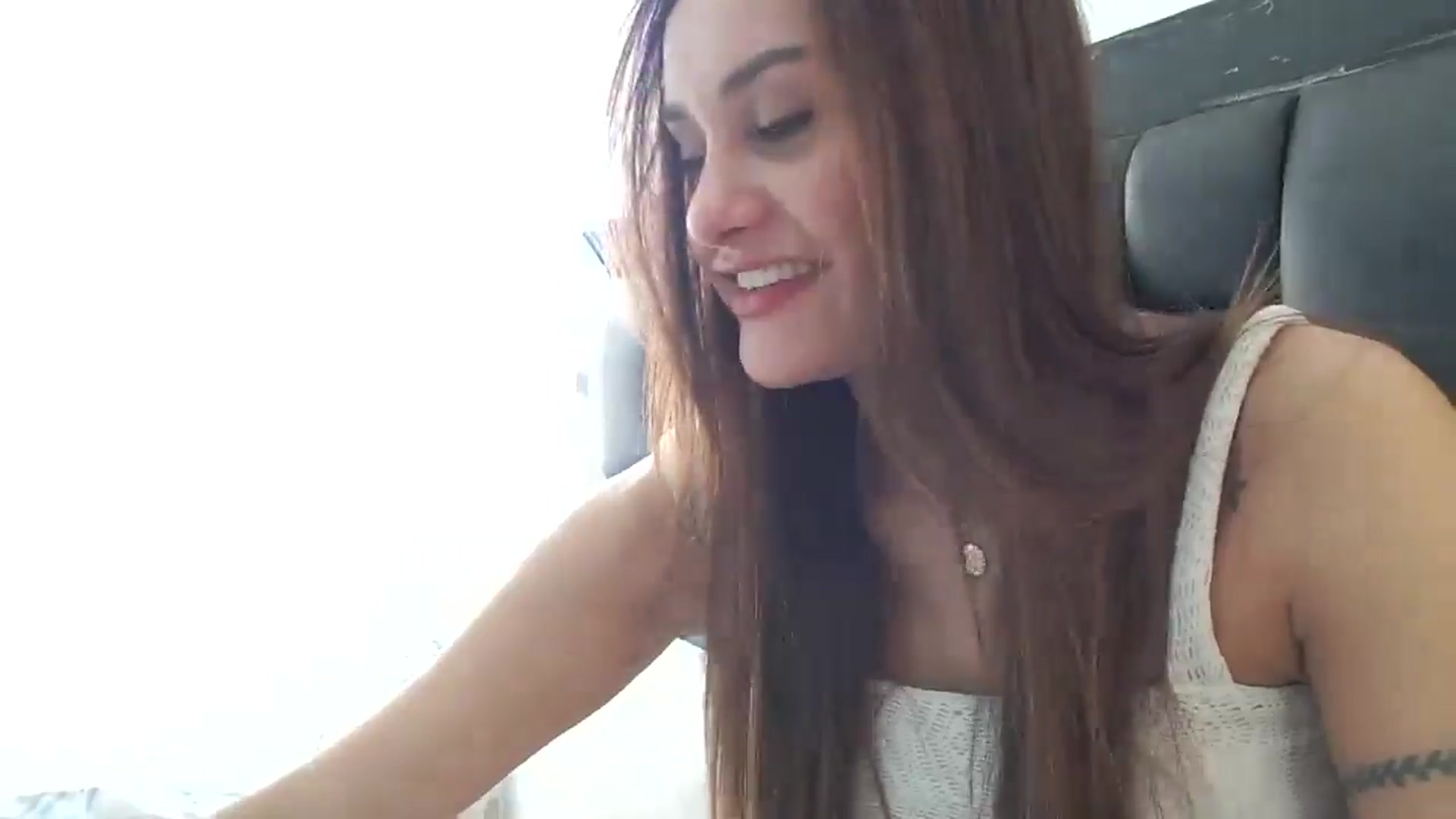 Gallery image thumbnail from lanawinters1's myfreecams stream on, 01/12/2025, 11:58 image 18 of 20