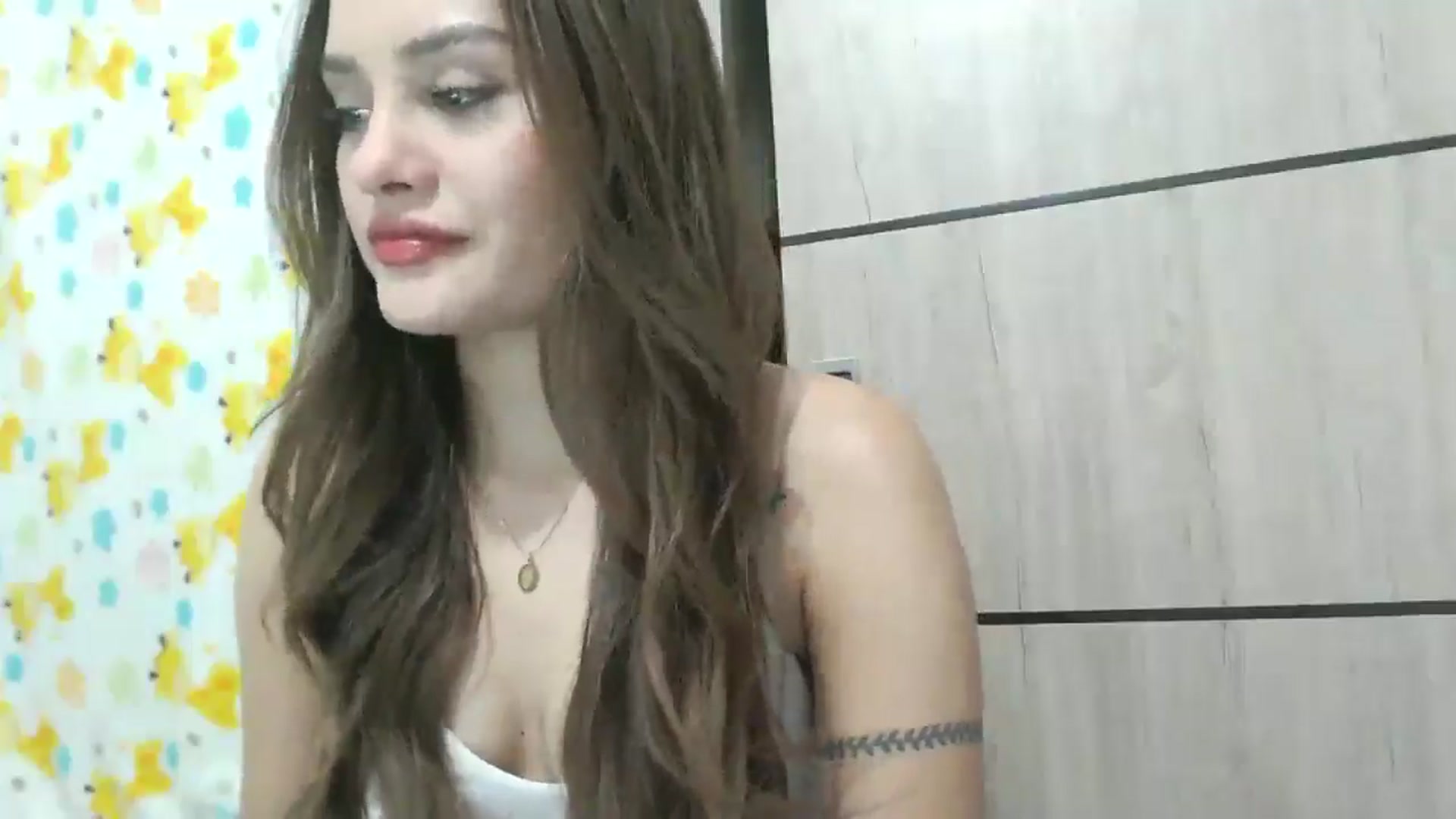 Gallery image thumbnail from lanawinters1's myfreecams stream on, 01/16/2025, 10:16 image 15 of 20