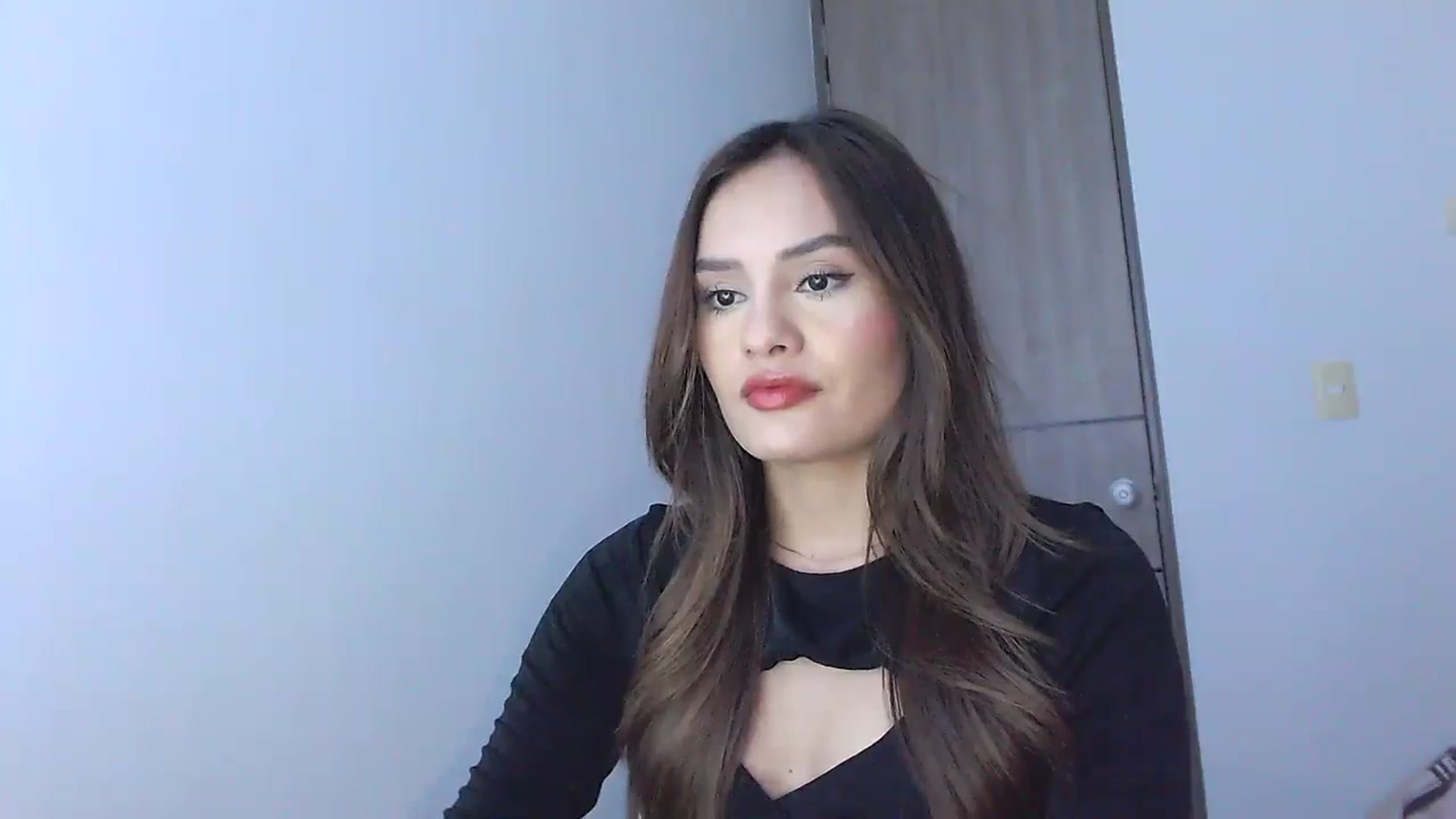 Gallery image thumbnail from lanawinters1's myfreecams stream on, 02/24/2025, 08:19 image 10 of 20