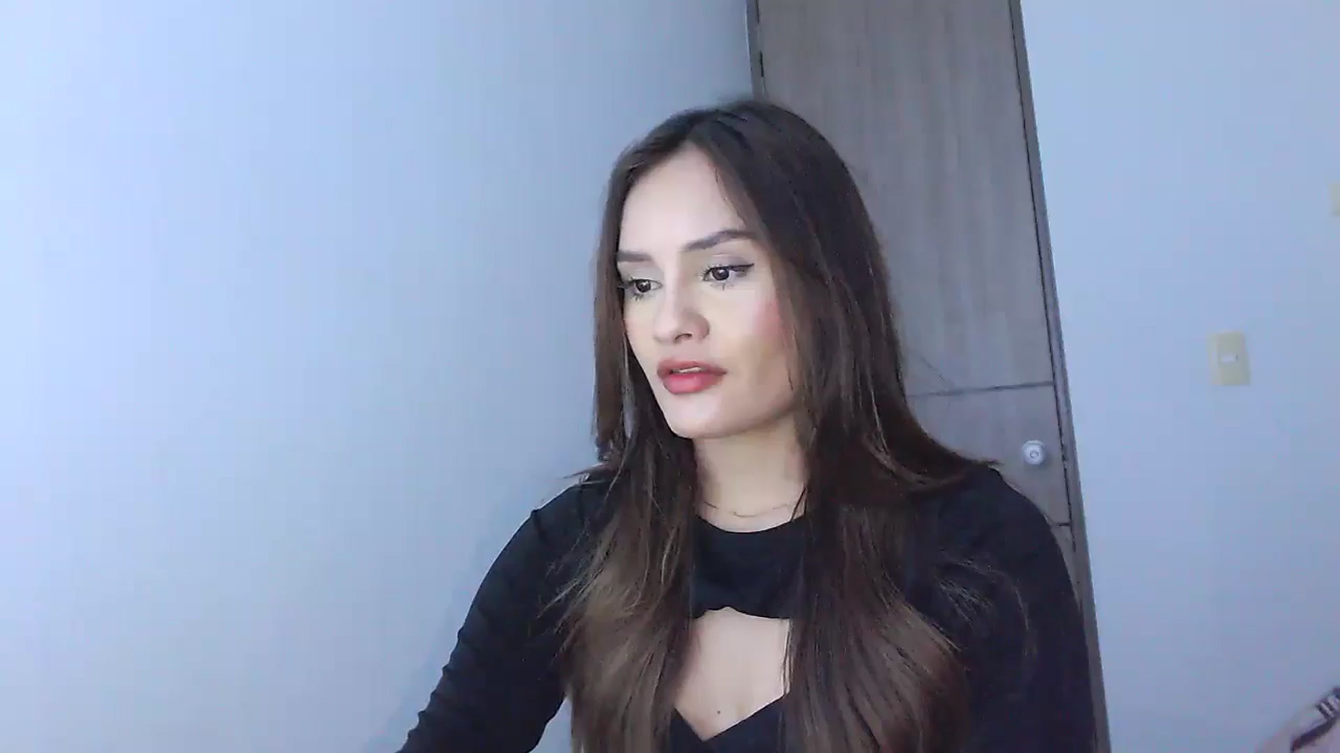 Gallery image thumbnail from lanawinters1's myfreecams stream on, 02/24/2025, 08:19 image 13 of 20