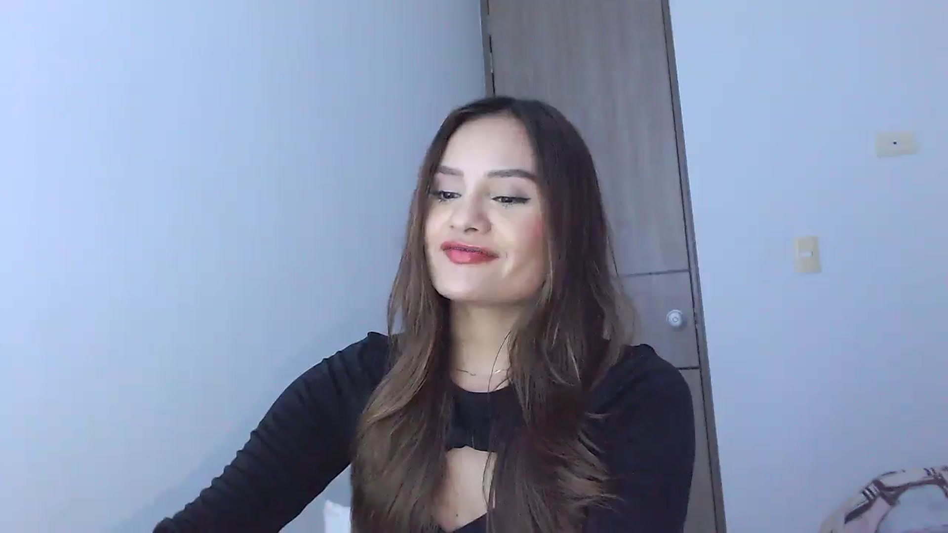 Gallery image thumbnail from lanawinters1's myfreecams stream on, 02/24/2025, 08:36 image 13 of 20