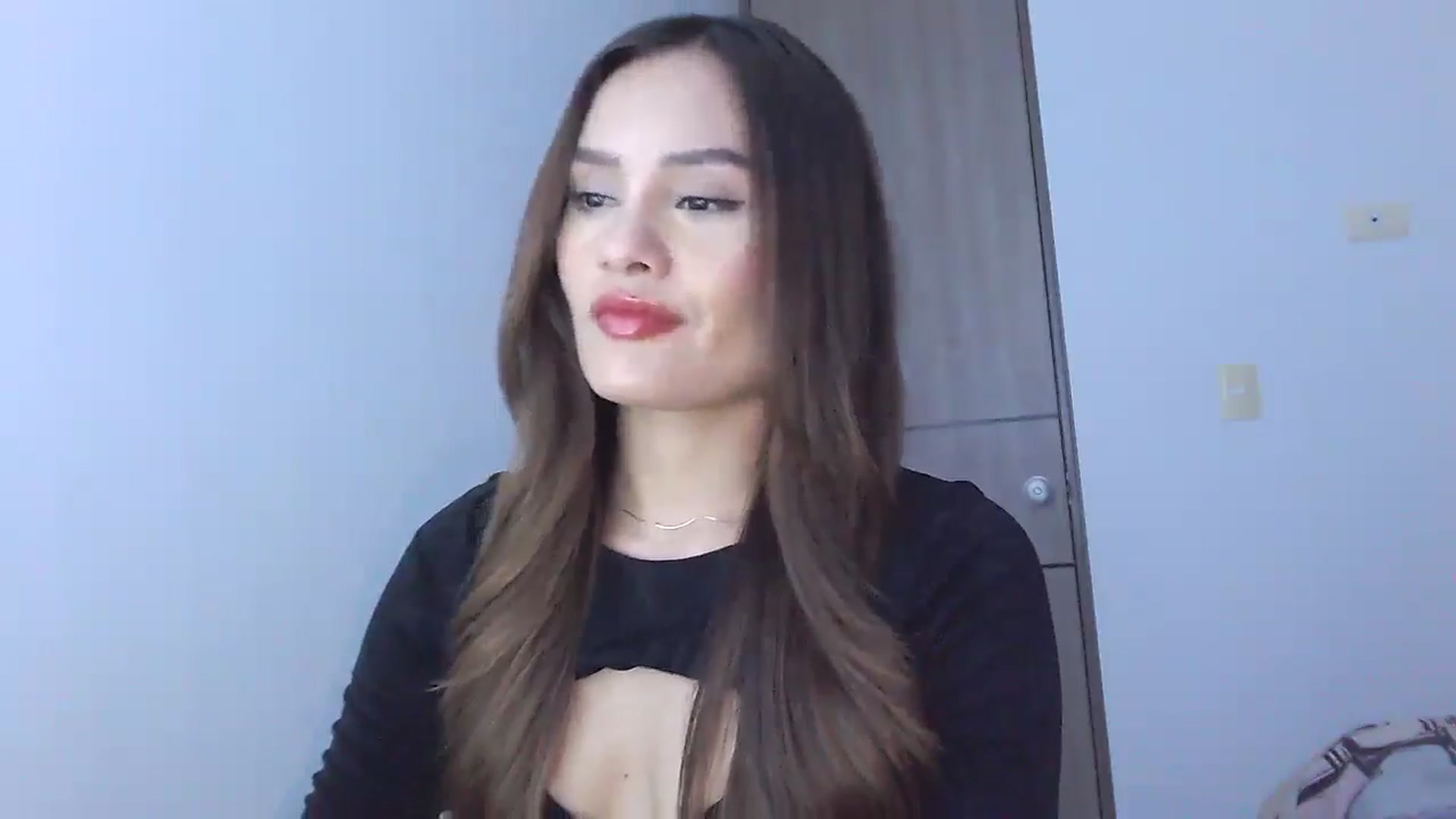 Gallery image thumbnail from lanawinters1's myfreecams stream on, 02/24/2025, 08:36 image 19 of 20