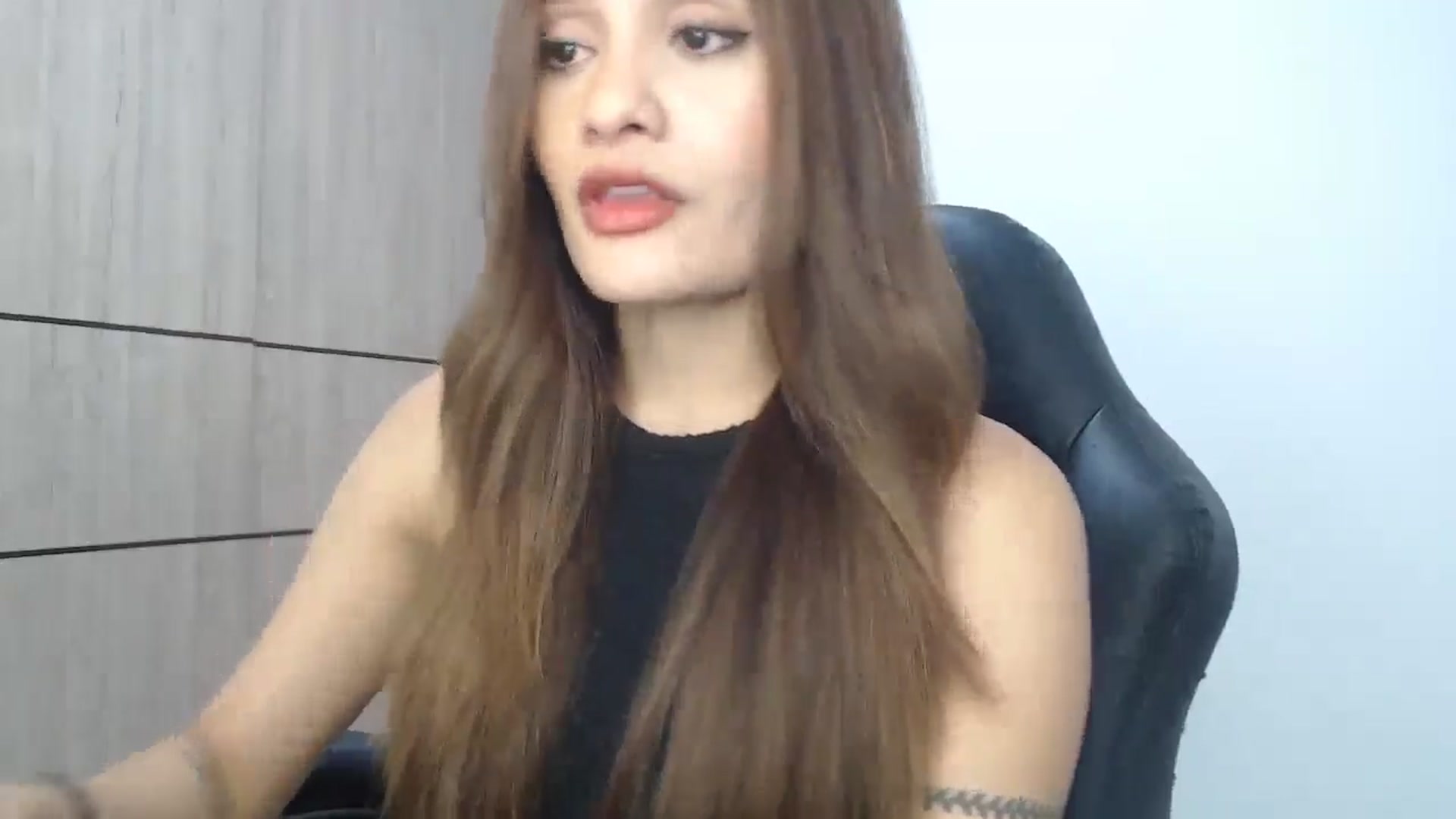 Gallery image thumbnail from lanawinters1's myfreecams stream on, 02/26/2025, 09:37 image 2 of 20