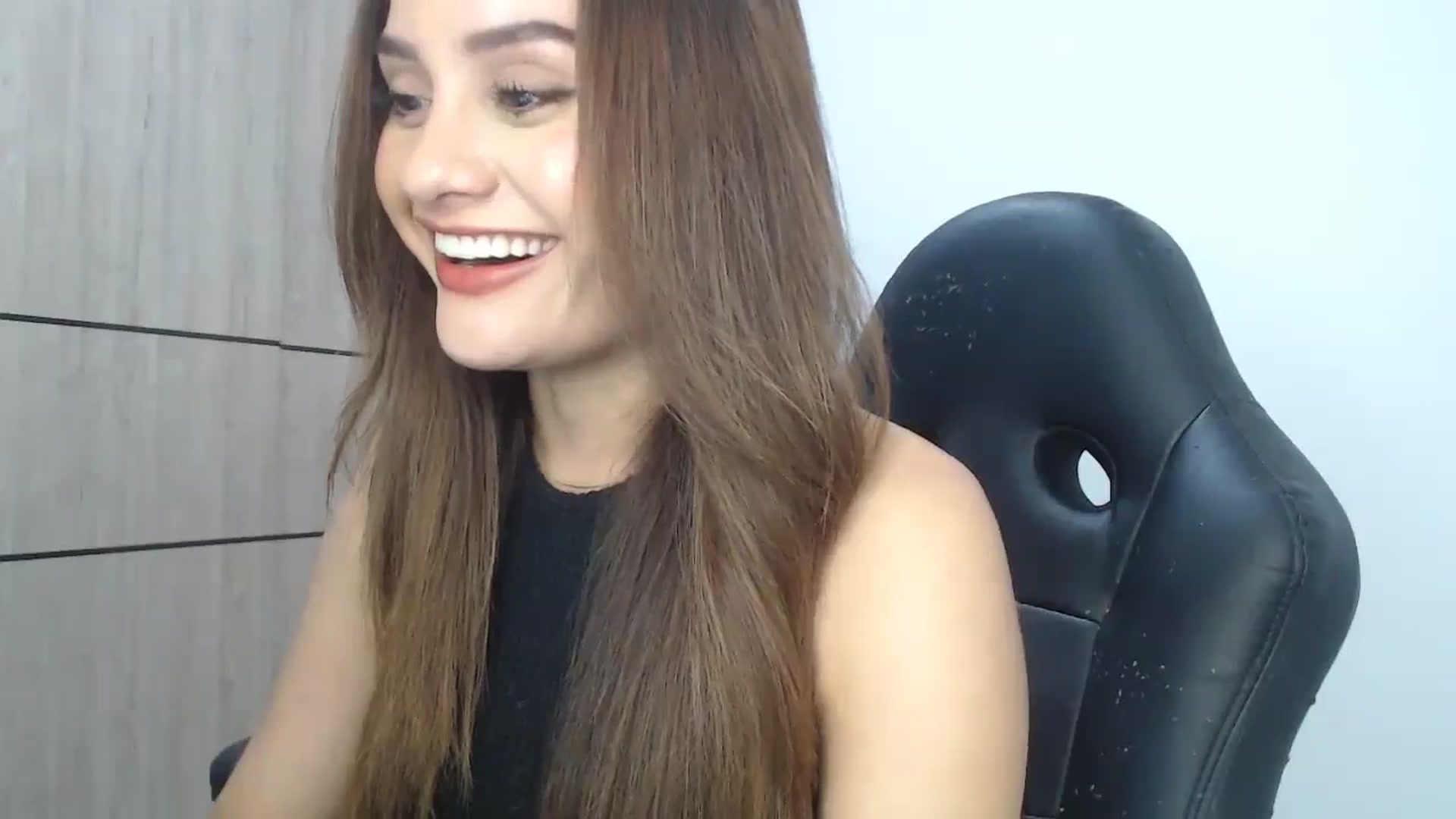 Gallery image thumbnail from lanawinters1's myfreecams stream on, 02/26/2025, 09:37 image 15 of 20