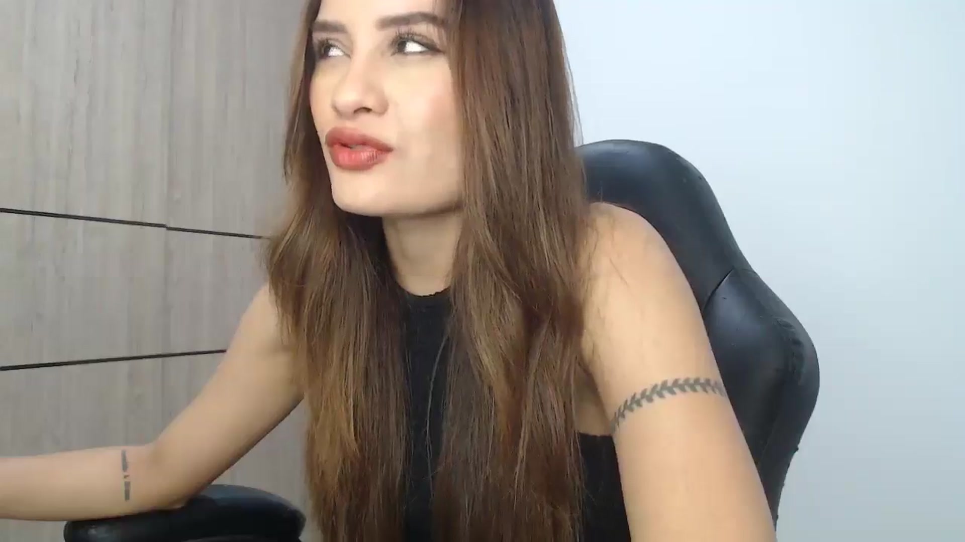 Gallery image thumbnail from lanawinters1's myfreecams stream on, 02/26/2025, 09:37 image 4 of 20