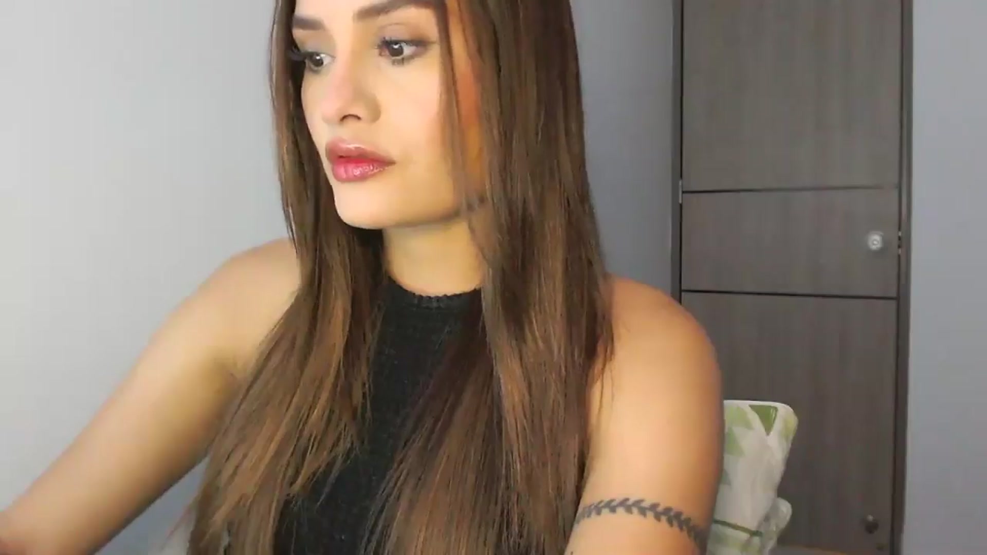 Gallery image thumbnail from lanawinters1's myfreecams stream on, 03/05/2025, 10:07 image 4 of 20