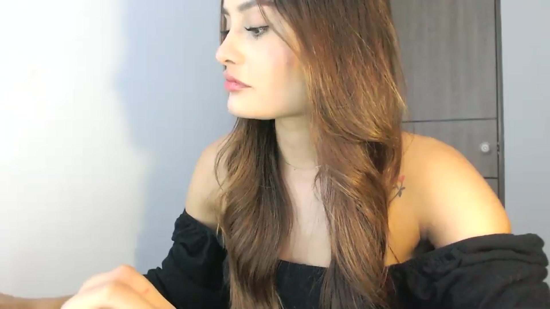 Gallery image thumbnail from lanawinters1's myfreecams stream on, 03/06/2025, 07:29 image 11 of 20