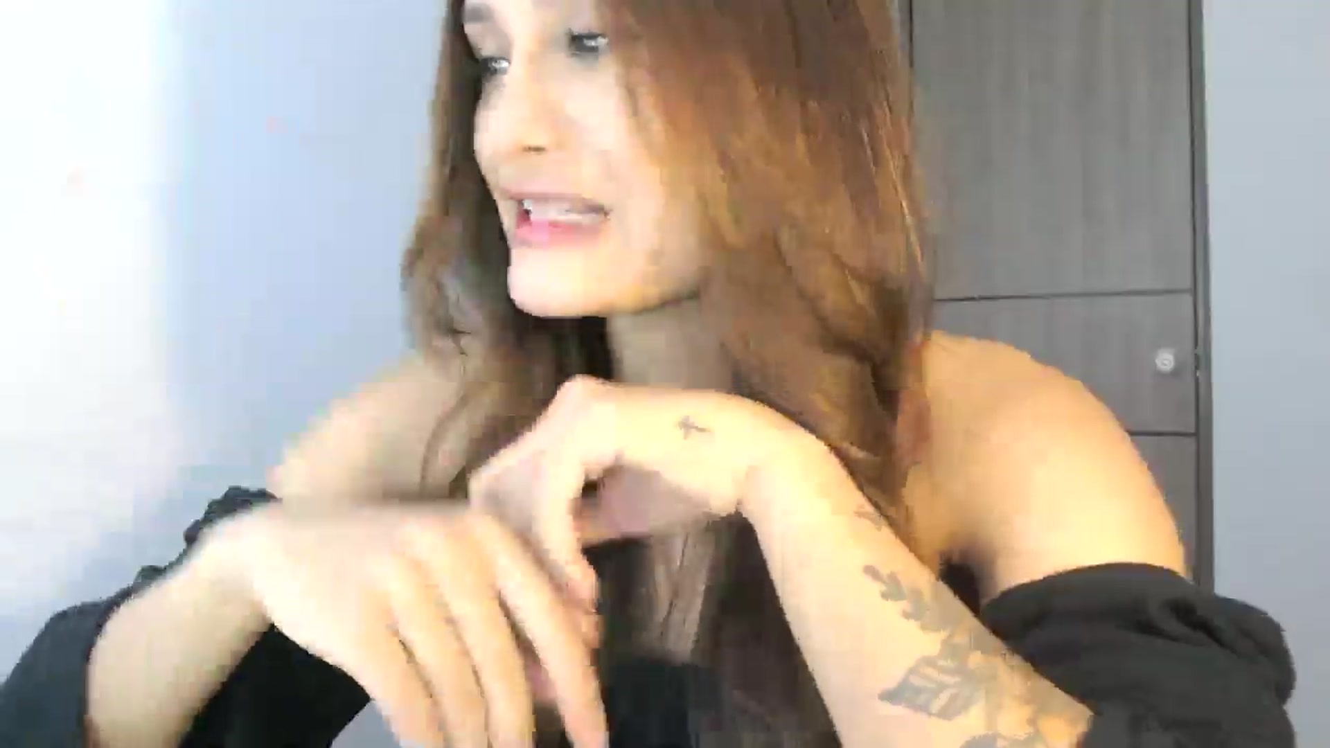 Gallery image thumbnail from lanawinters1's myfreecams stream on, 03/06/2025, 07:29 image 7 of 20