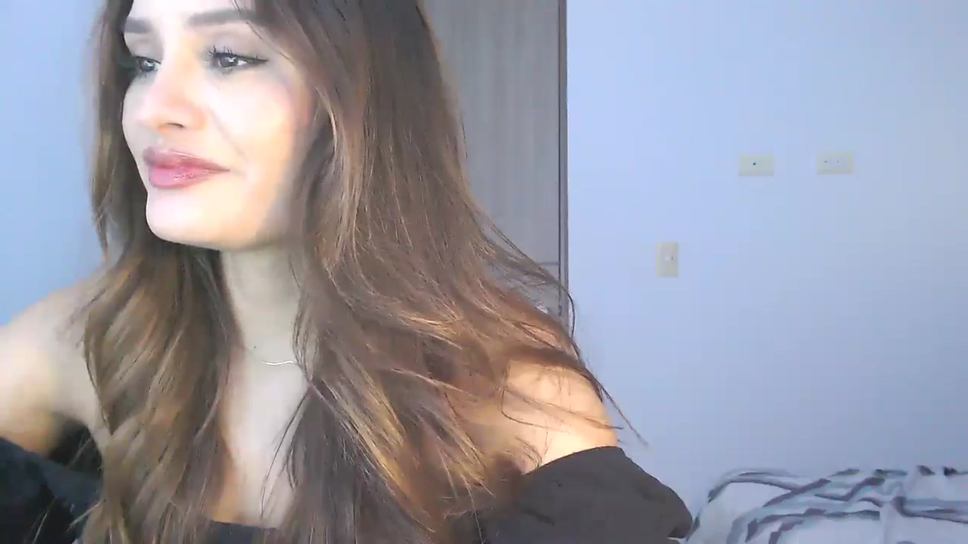 Gallery image thumbnail from lanawinters1's myfreecams stream on, 03/06/2025, 07:59 image 5 of 20