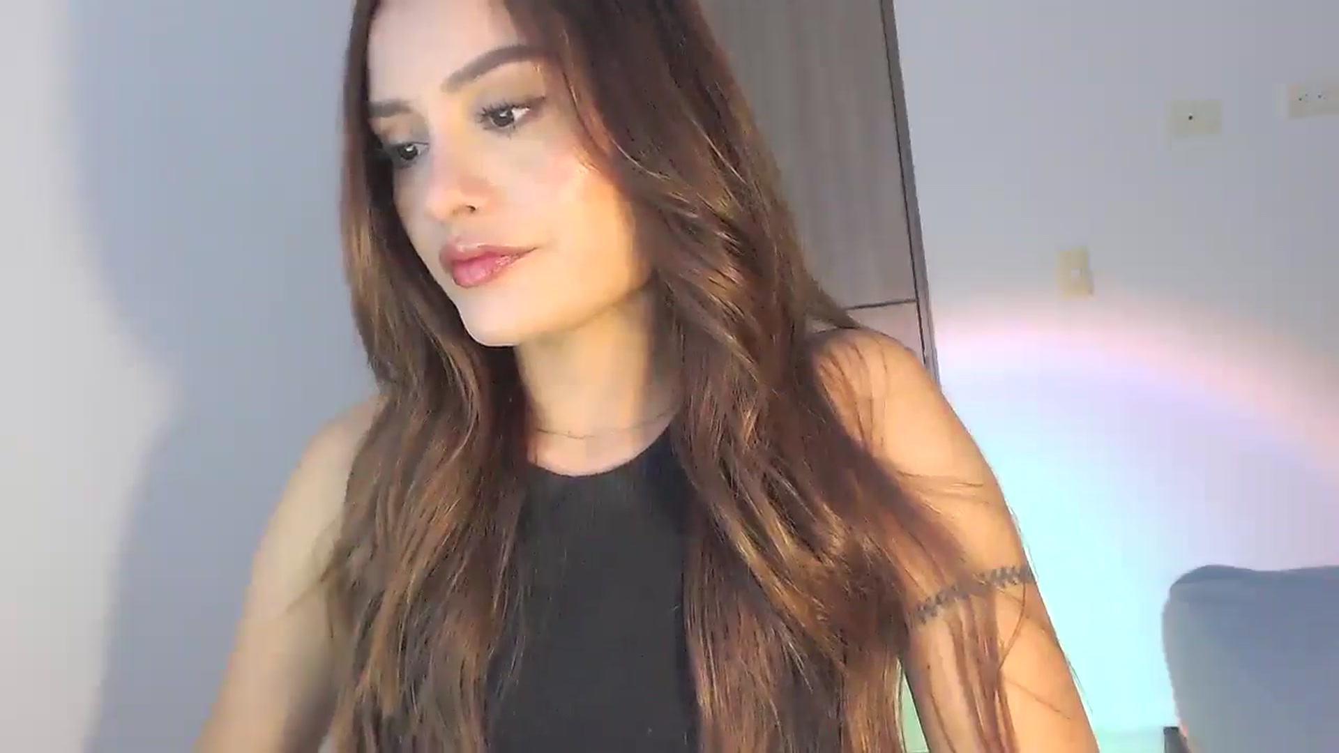 Gallery image thumbnail from lanawinters1's myfreecams stream on, 03/09/2025, 09:27 image 5 of 20