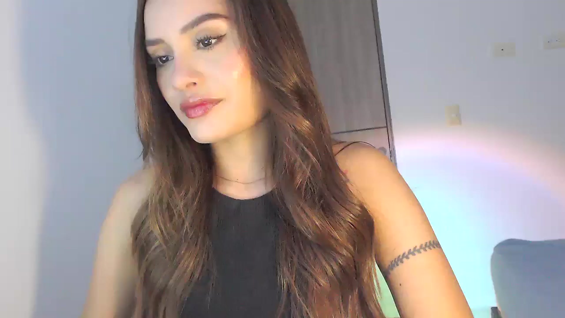 Gallery image thumbnail from lanawinters1's myfreecams stream on, 03/09/2025, 09:27 image 4 of 20