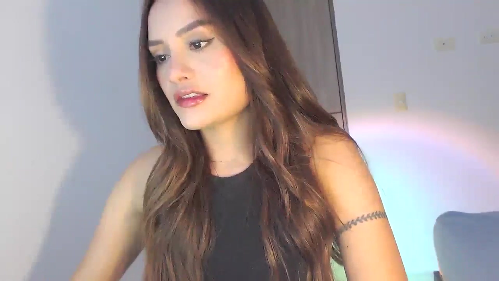 Gallery image thumbnail from lanawinters1's myfreecams stream on, 03/09/2025, 09:27 image 16 of 20