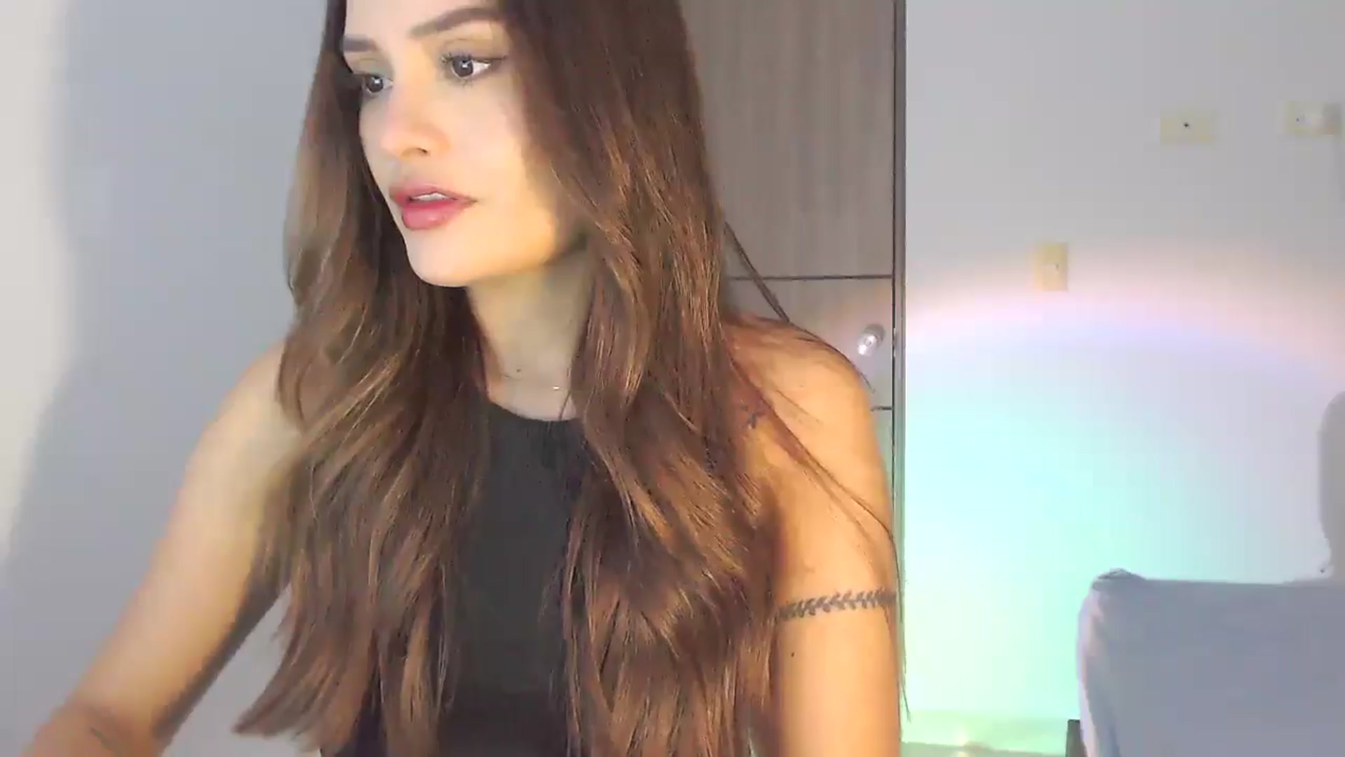Gallery image thumbnail from lanawinters1's myfreecams stream on, 03/09/2025, 11:11 image 9 of 20