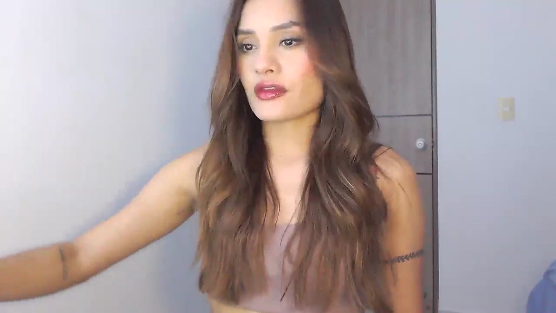 Gallery image thumbnail from lanawinters1's myfreecams stream on, 03/20/2025, 09:59 image 6 of 20