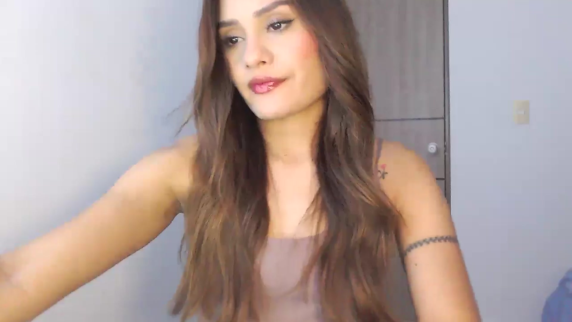 Gallery image thumbnail from lanawinters1's myfreecams stream on, 03/20/2025, 09:59 image 4 of 20