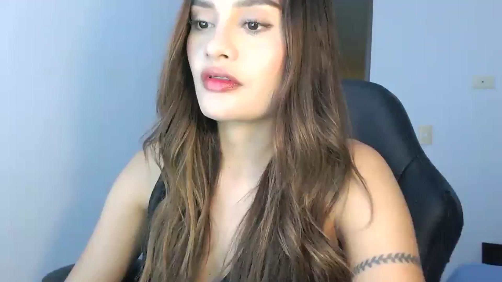 Gallery image thumbnail from lanawinters1's myfreecams stream on, 03/26/2025, 08:38 image 19 of 20