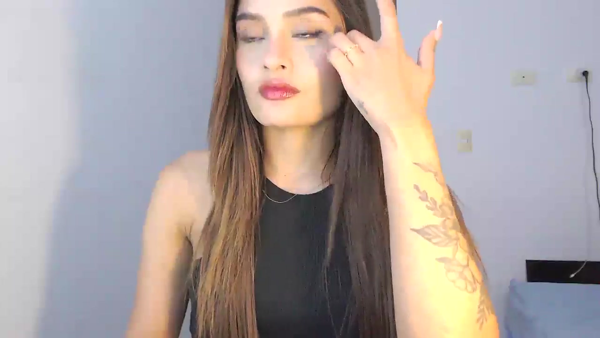 Gallery image thumbnail from lanawinters1's myfreecams stream on, 03/31/2025, 08:46 image 5 of 20