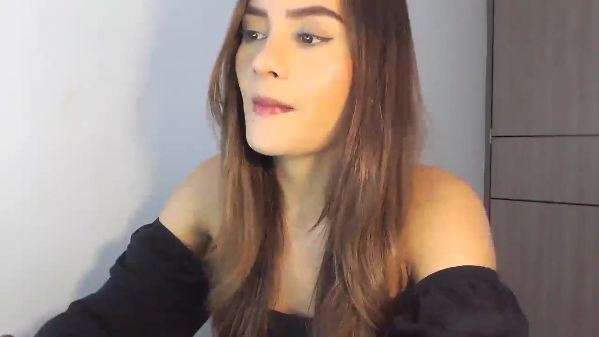 Gallery image thumbnail from lanawinters1's myfreecams stream on, 04/06/2025, 14:23 image 4 of 20