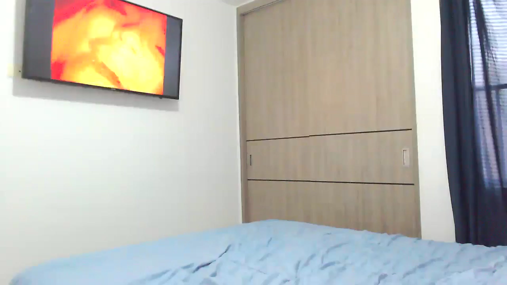 Gallery image thumbnail from lanawinters1's myfreecams stream on, 04/12/2025, 11:07 image 18 of 20