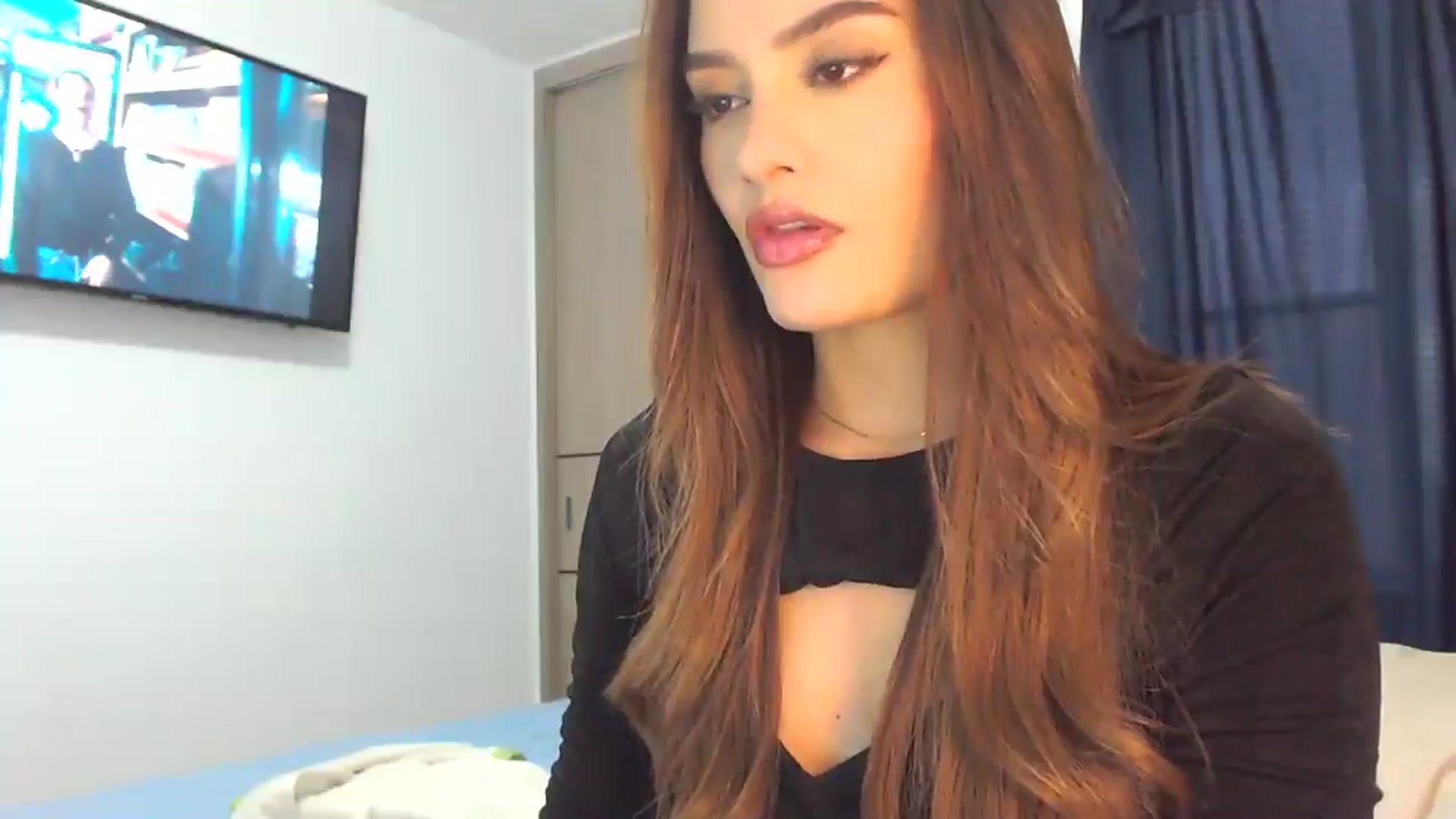 Gallery image thumbnail from lanawinters1's myfreecams stream on, 04/12/2025, 11:07 image 2 of 20