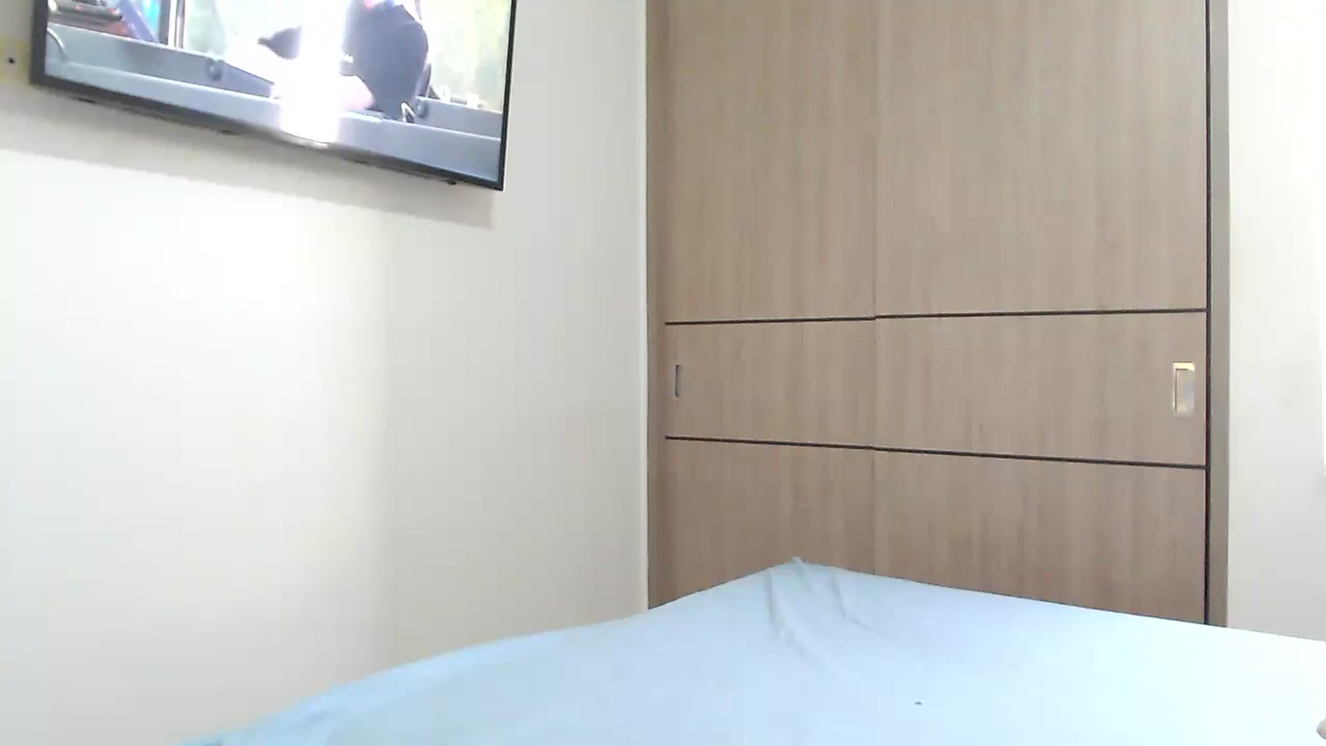 Gallery image thumbnail from lanawinters1's myfreecams stream on, 08/03/2025, 11:10 image 18 of 20