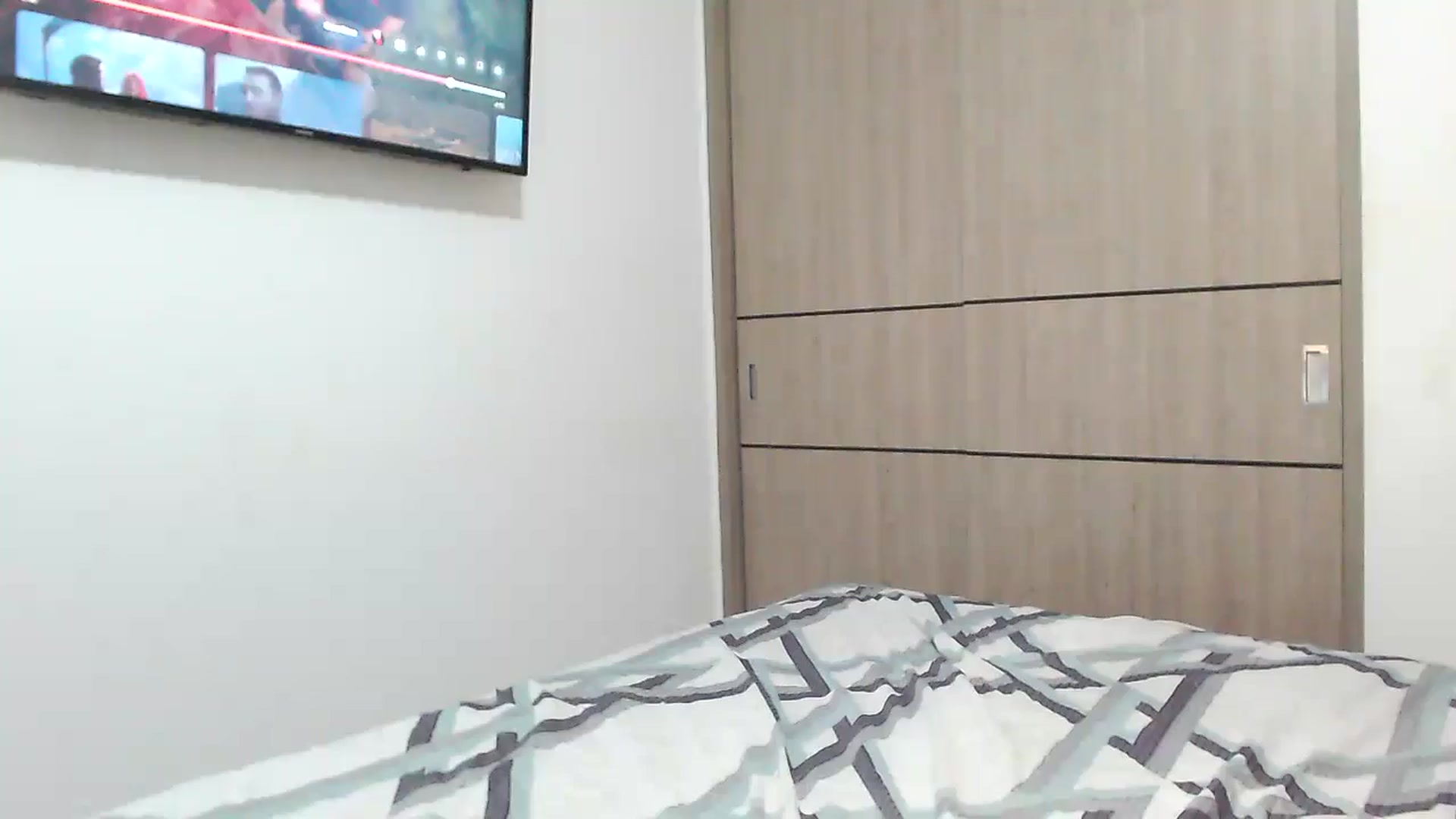 Gallery image thumbnail from lanawinters1's myfreecams stream on, 08/19/2025, 09:07 image 14 of 20