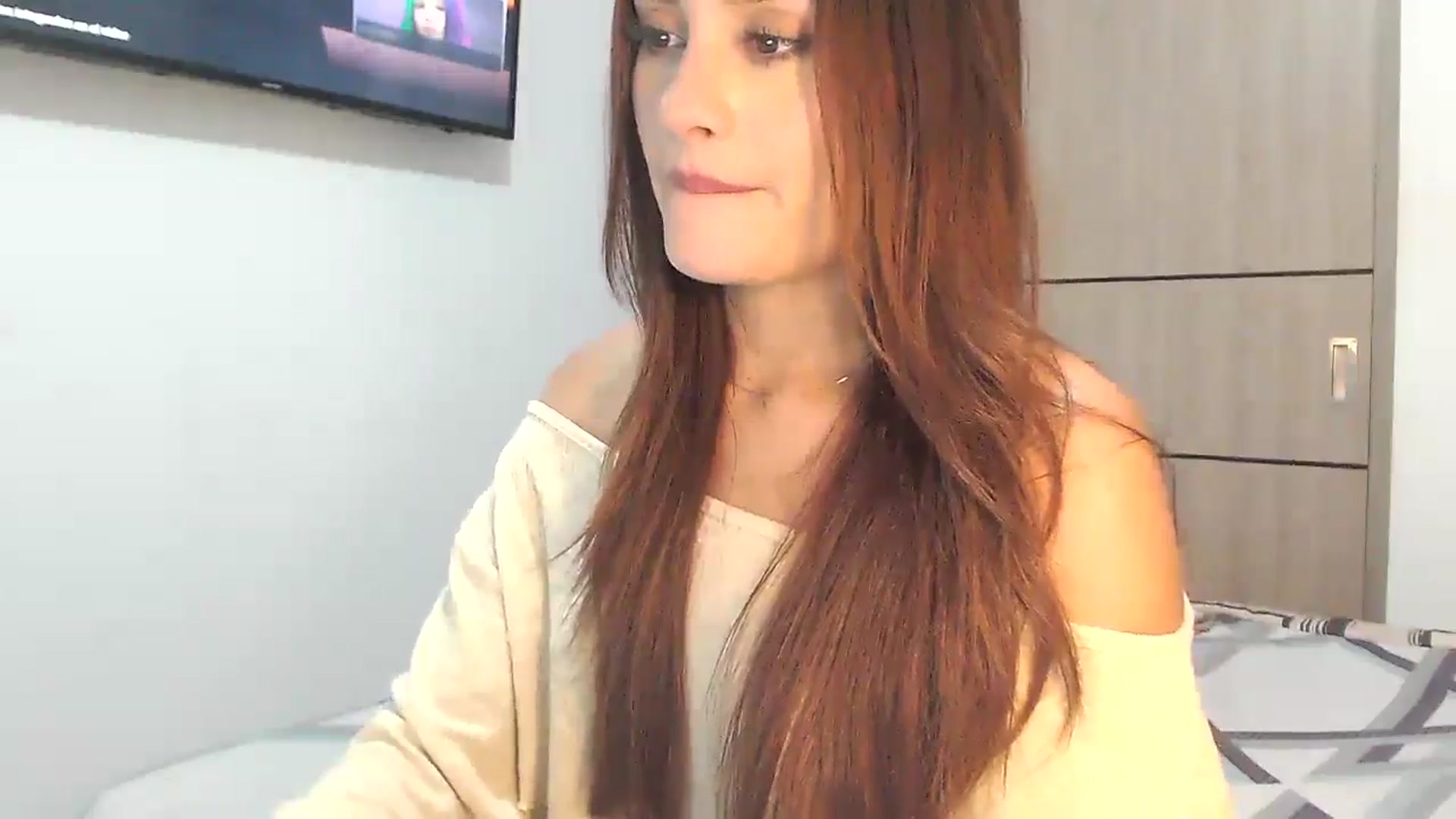 Gallery image thumbnail from lanawinters1's myfreecams stream on, 09/03/2025, 10:17 image 8 of 20