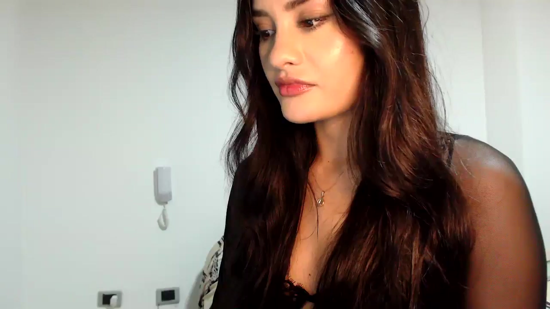 Gallery image thumbnail from lanawinters1's myfreecams stream on, 11/30/2025, 17:31 image 9 of 20