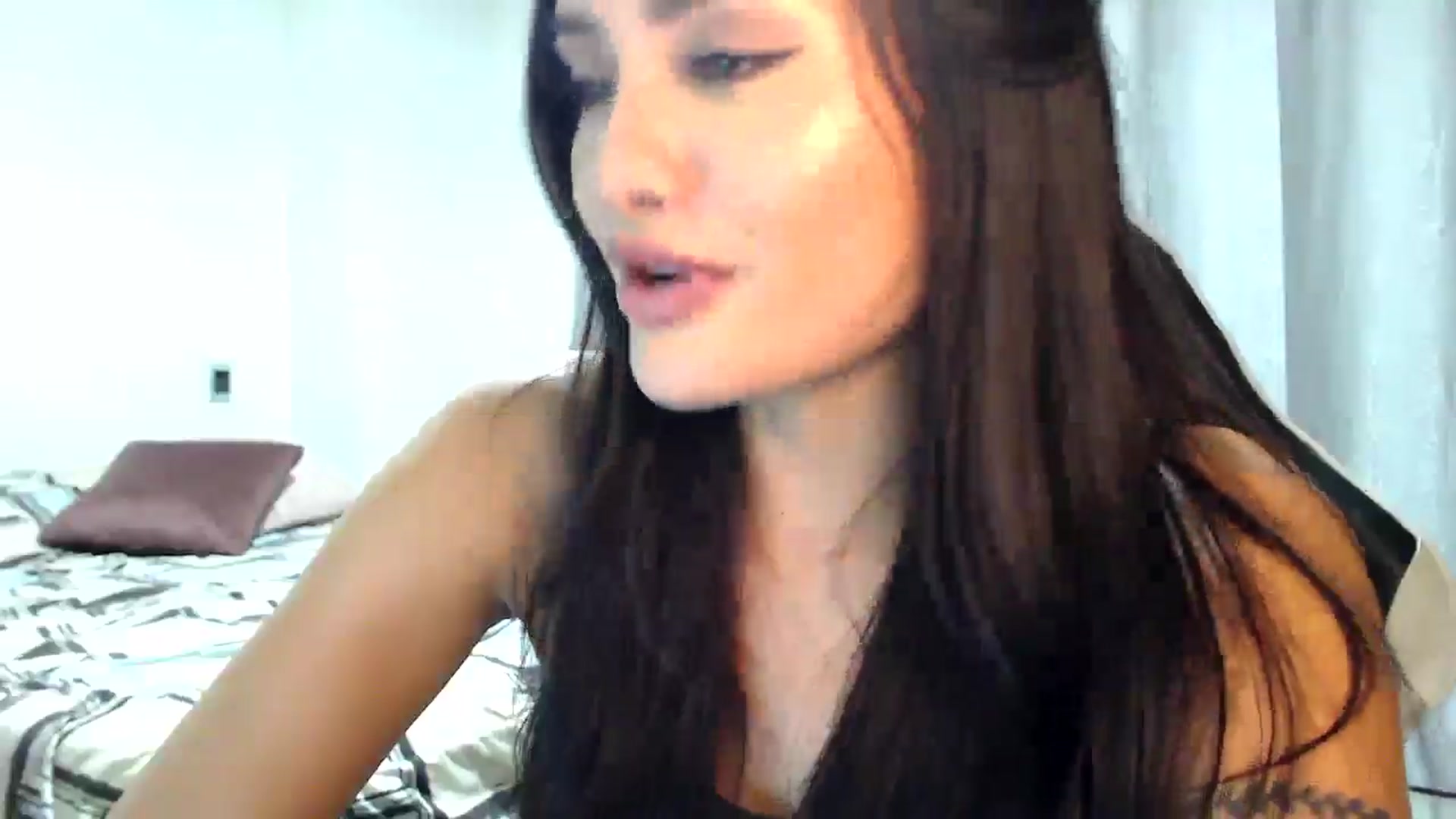 Gallery image thumbnail from lanawinters1's myfreecams stream on, 12/05/2025, 07:25 image 16 of 20