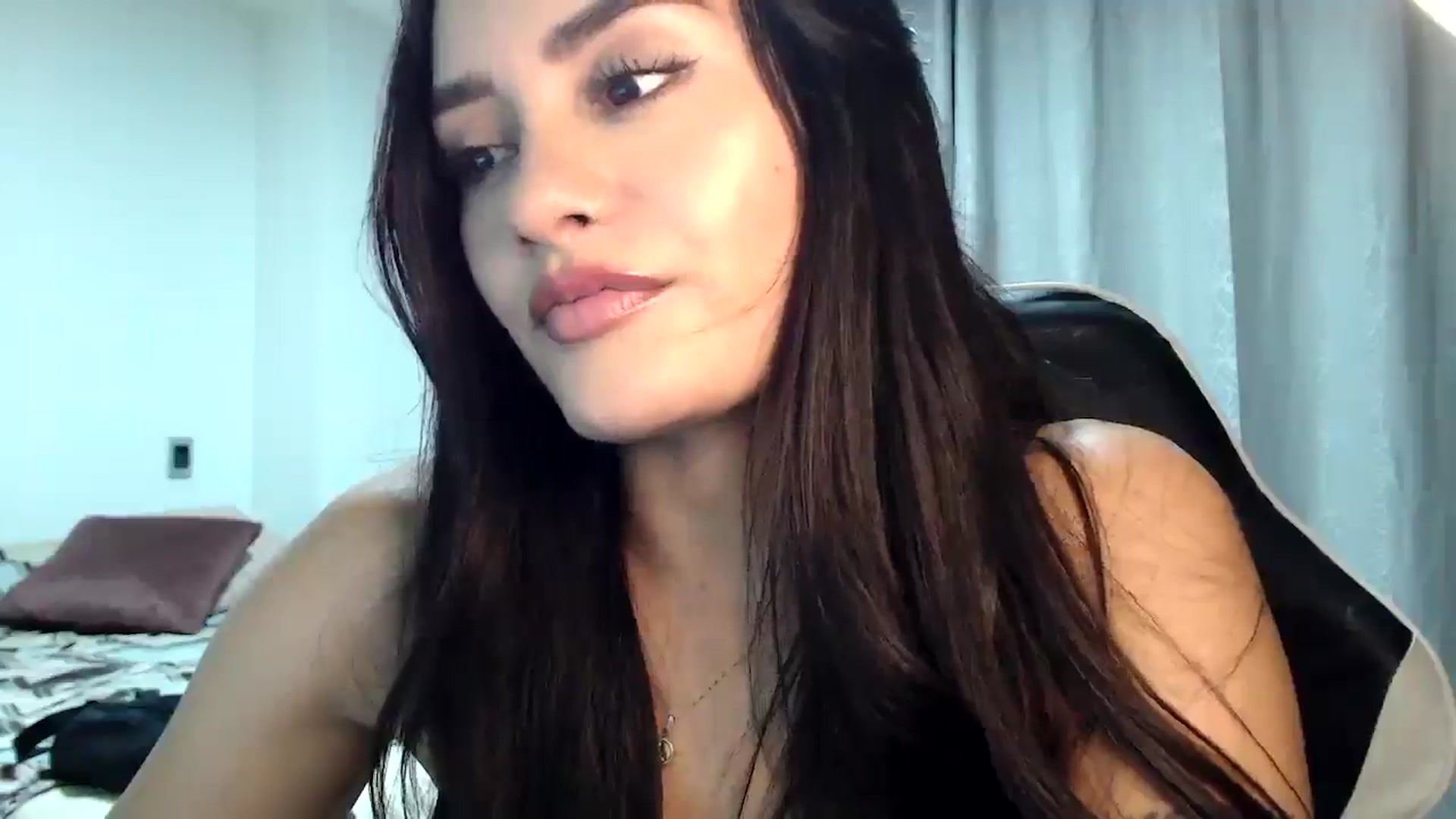 Gallery image thumbnail from lanawinters1's myfreecams stream on, 12/05/2025, 07:25 image 6 of 20