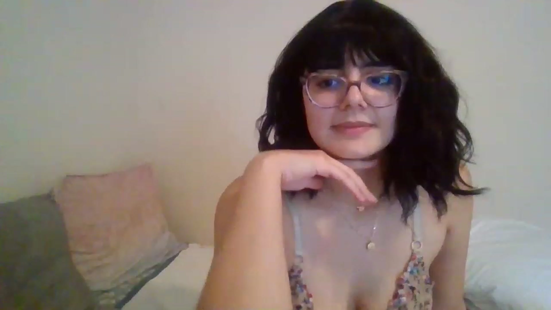 Gallery image thumbnail from laneyangelxx's myfreecams stream on, 01/06/2023, 18:02 image 20 of 20