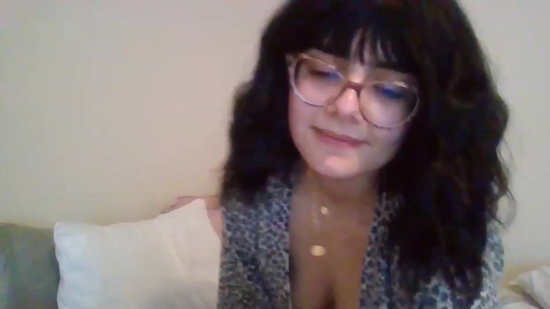 Gallery image thumbnail from laneyangelxx's myfreecams stream on, 01/06/2023, 18:51 image 3 of 20