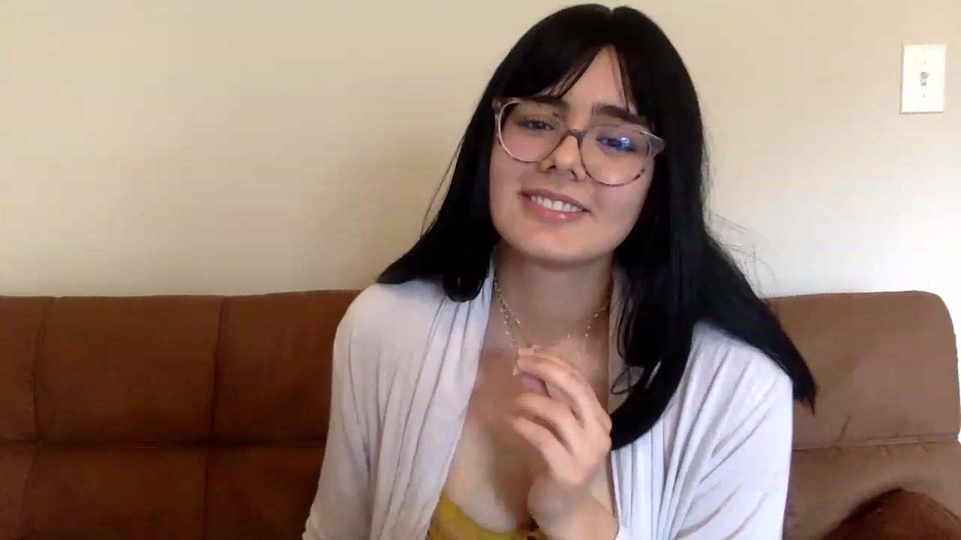 Gallery image thumbnail from laneyangelxx's myfreecams stream on, 01/16/2023, 16:26 image 12 of 20