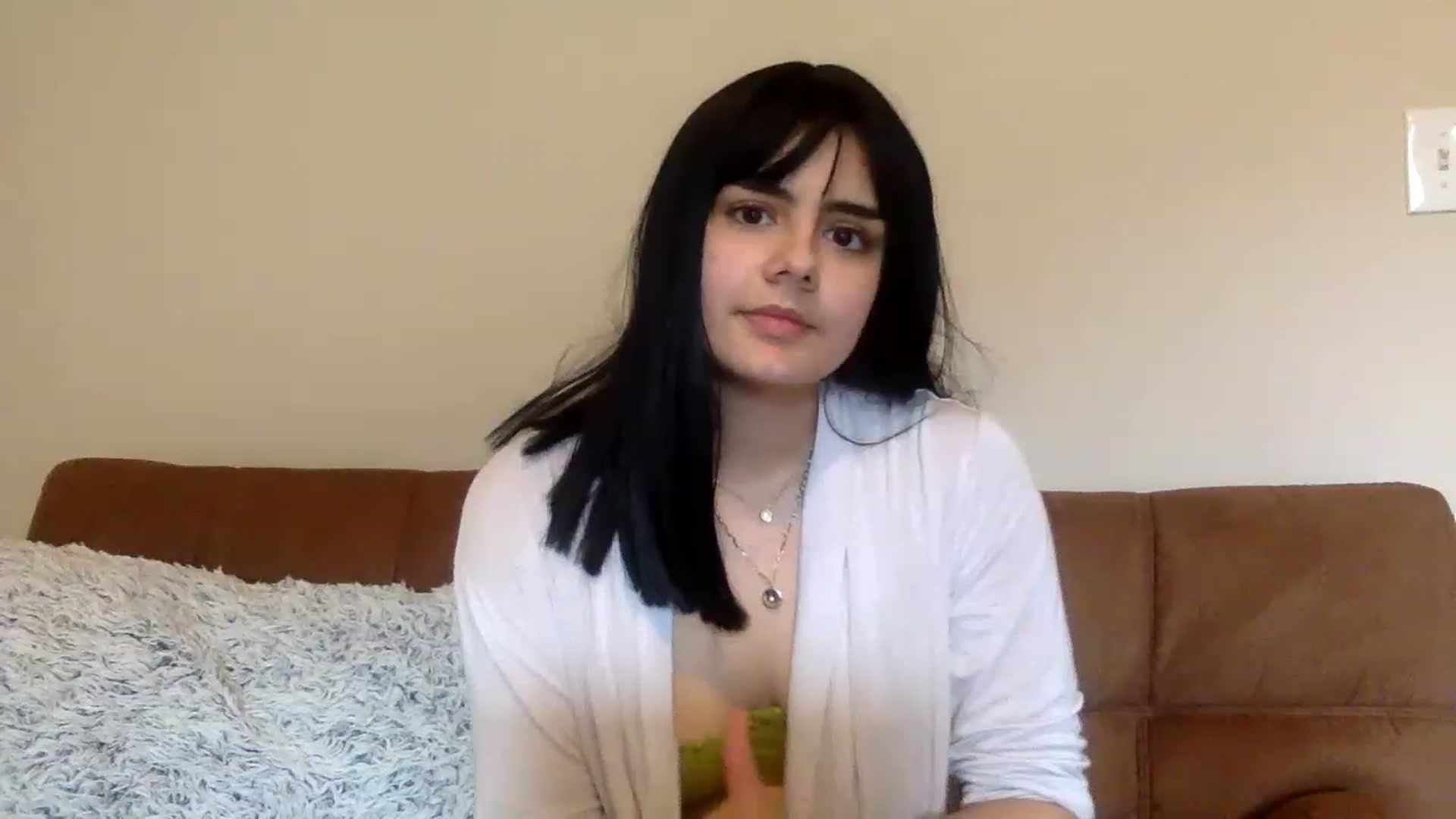 Gallery image thumbnail from laneyangelxx's myfreecams stream on, 01/19/2023, 16:40 image 10 of 20